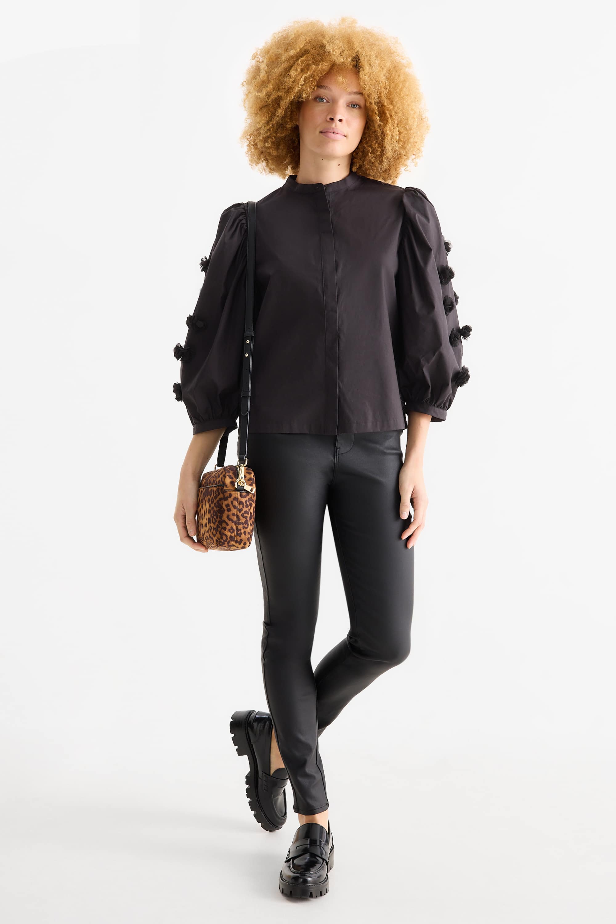 Blouse black