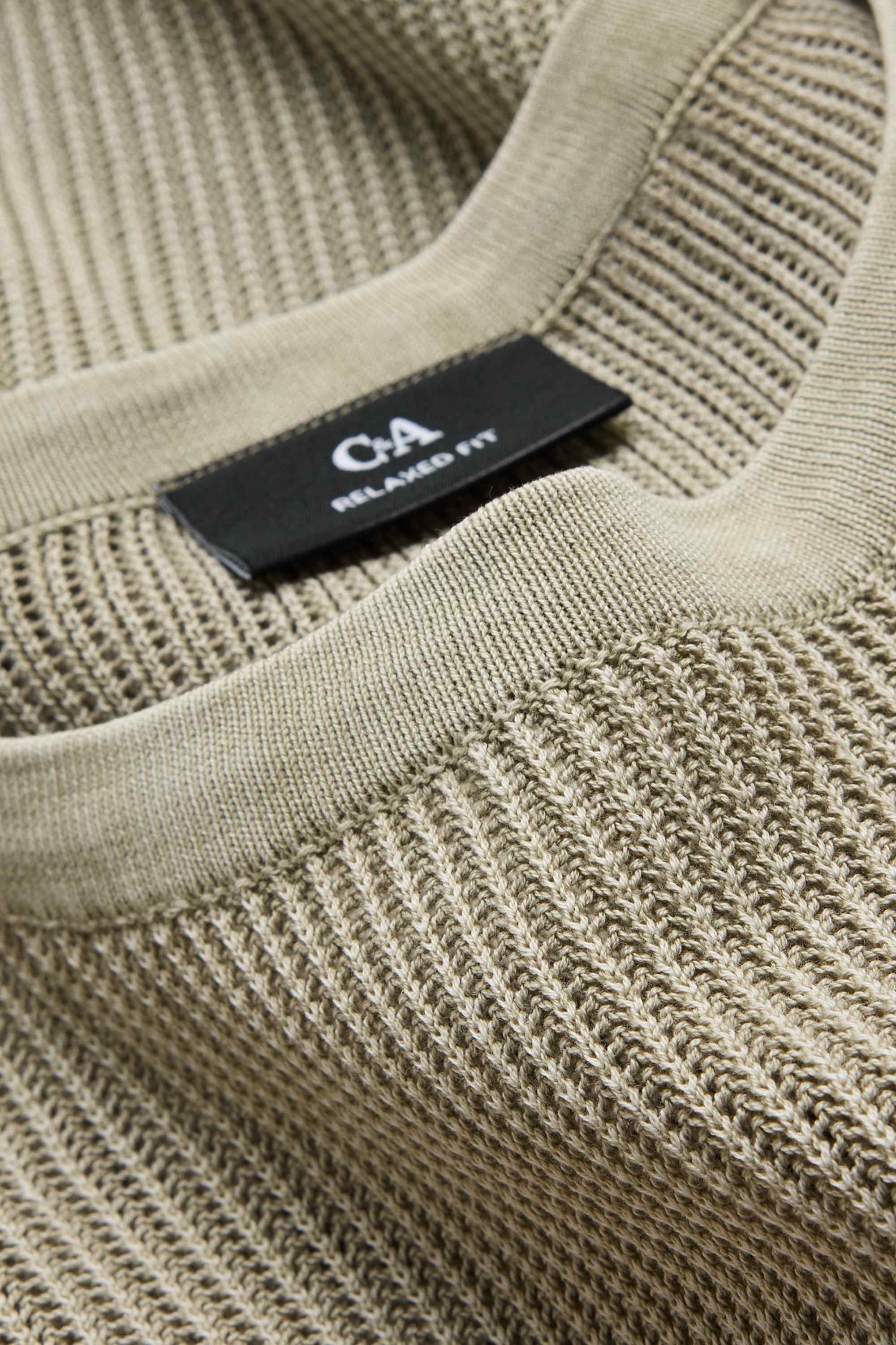 Knitted jumper - short sleeve - ribbed green