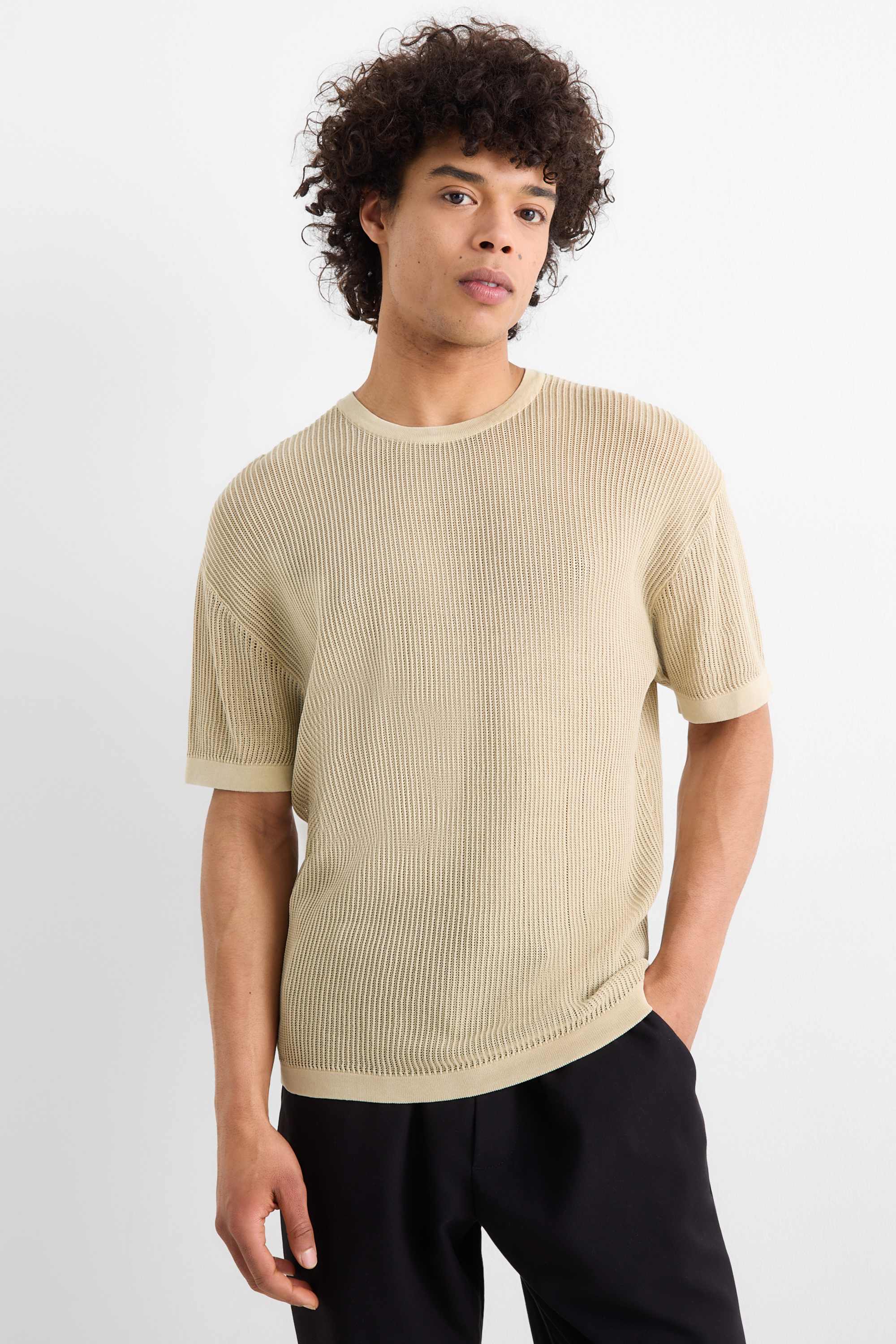 Knitted jumper - short sleeve - ribbed beige
