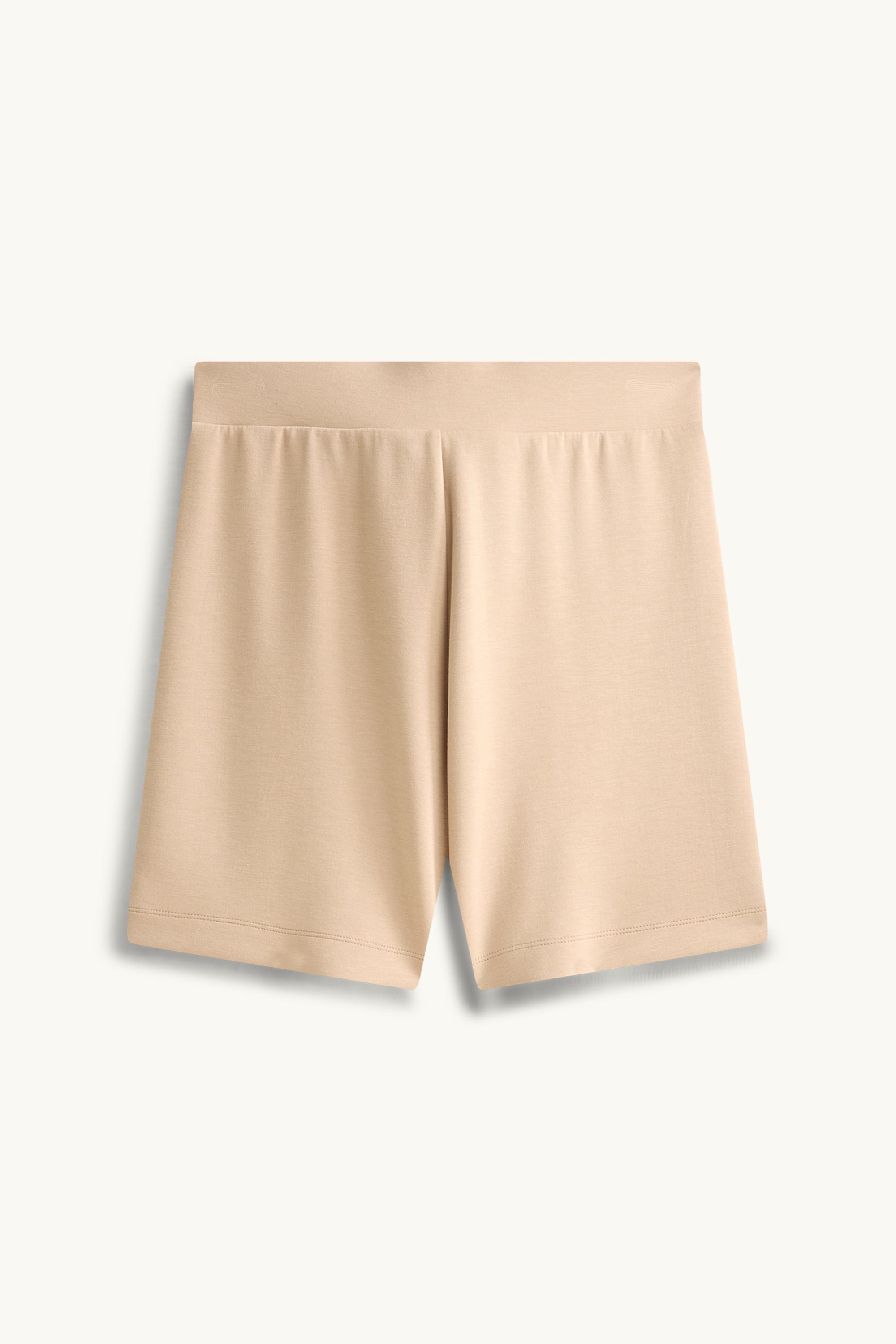 Shorts - mid-rise waist beige