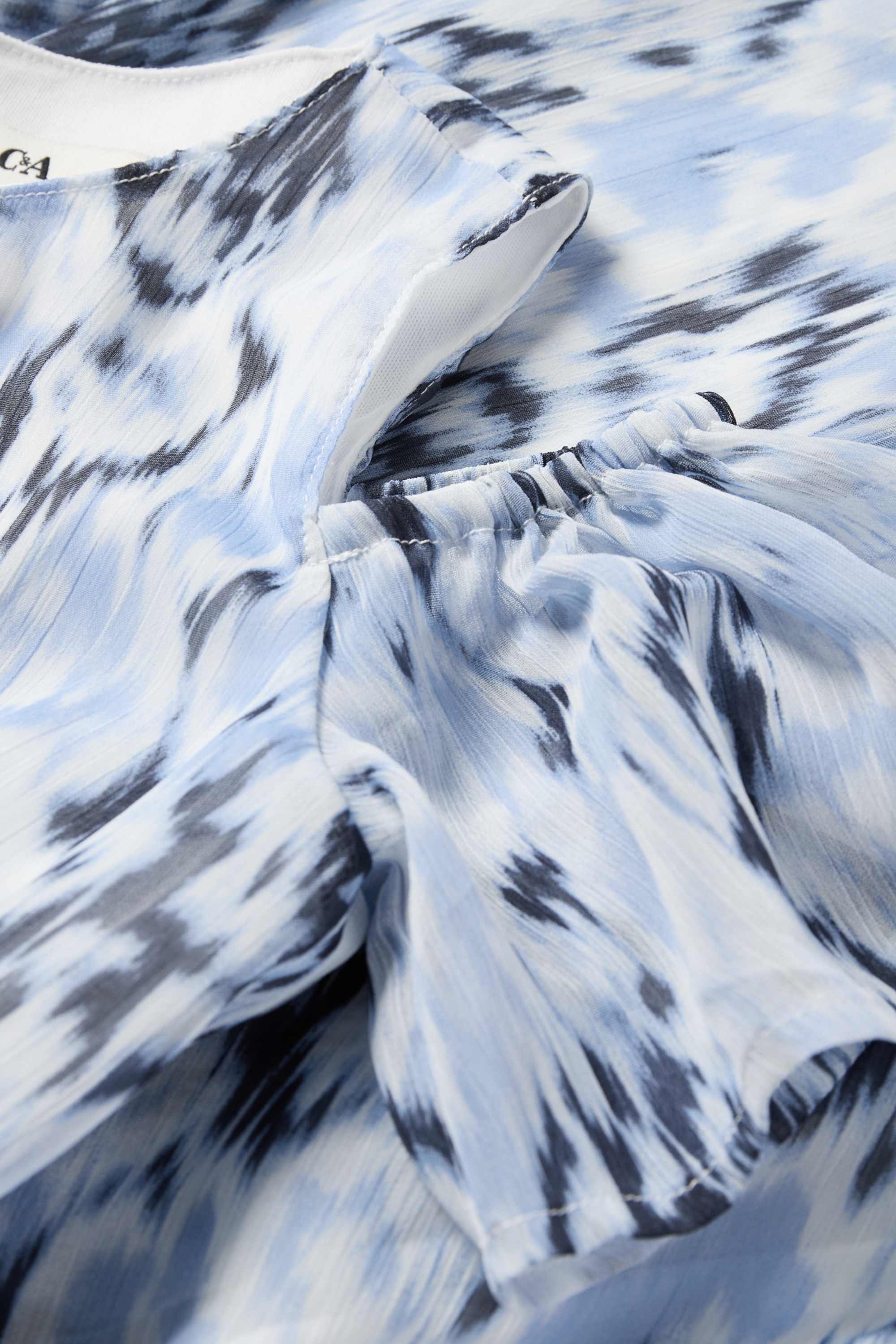 Dress - patterned white / blue