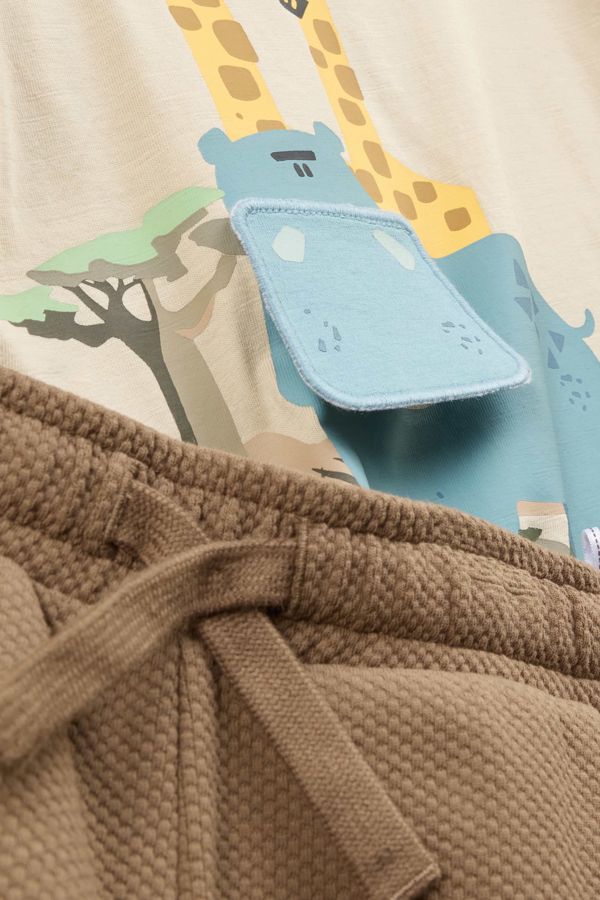 Animals - set - short sleeve T-shirt and sweat shorts brown / beige