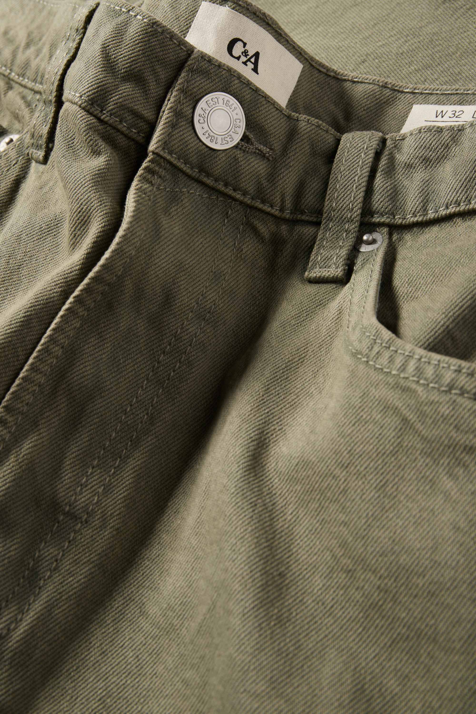 Barrel jeans green