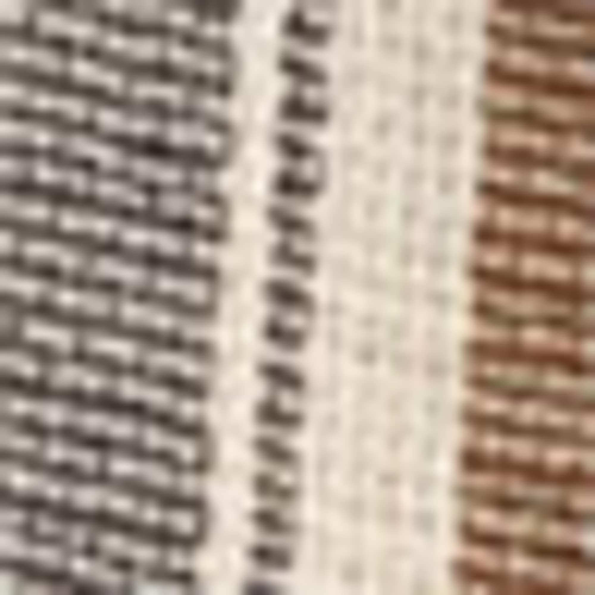 Shorts - striped - textured beige