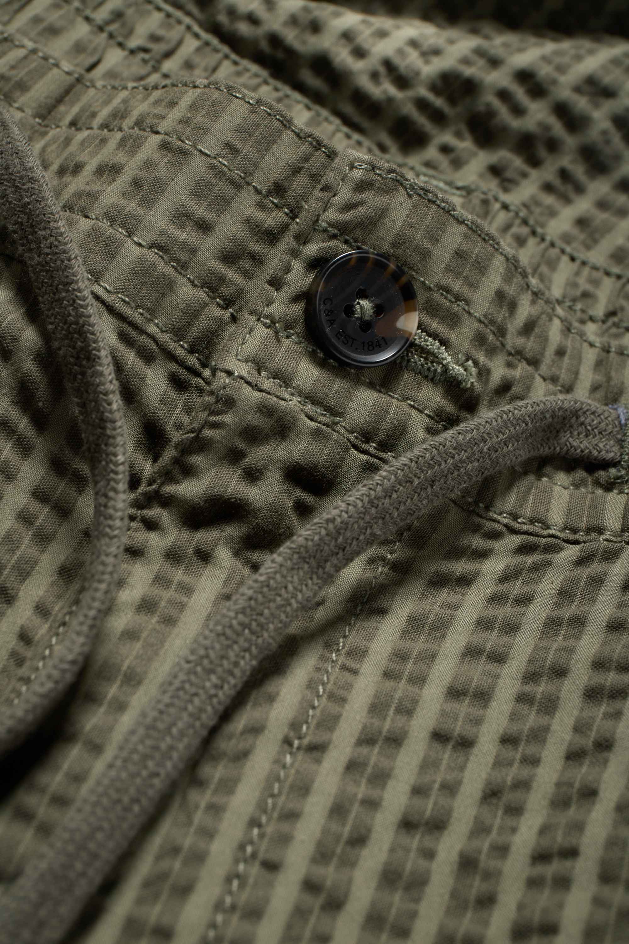 Shorts green