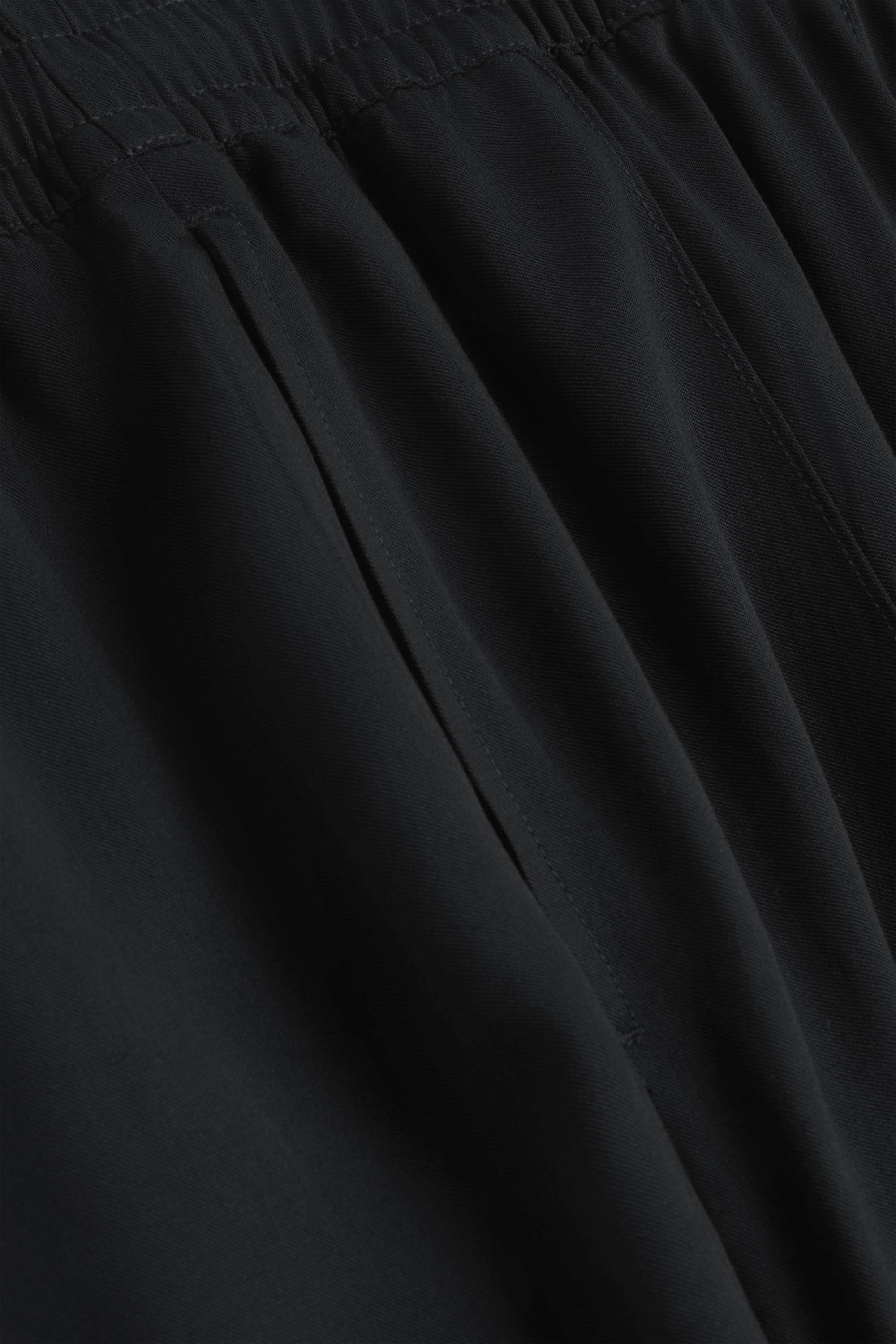 Cloth trousers - mid-rise waist - straight leg black
