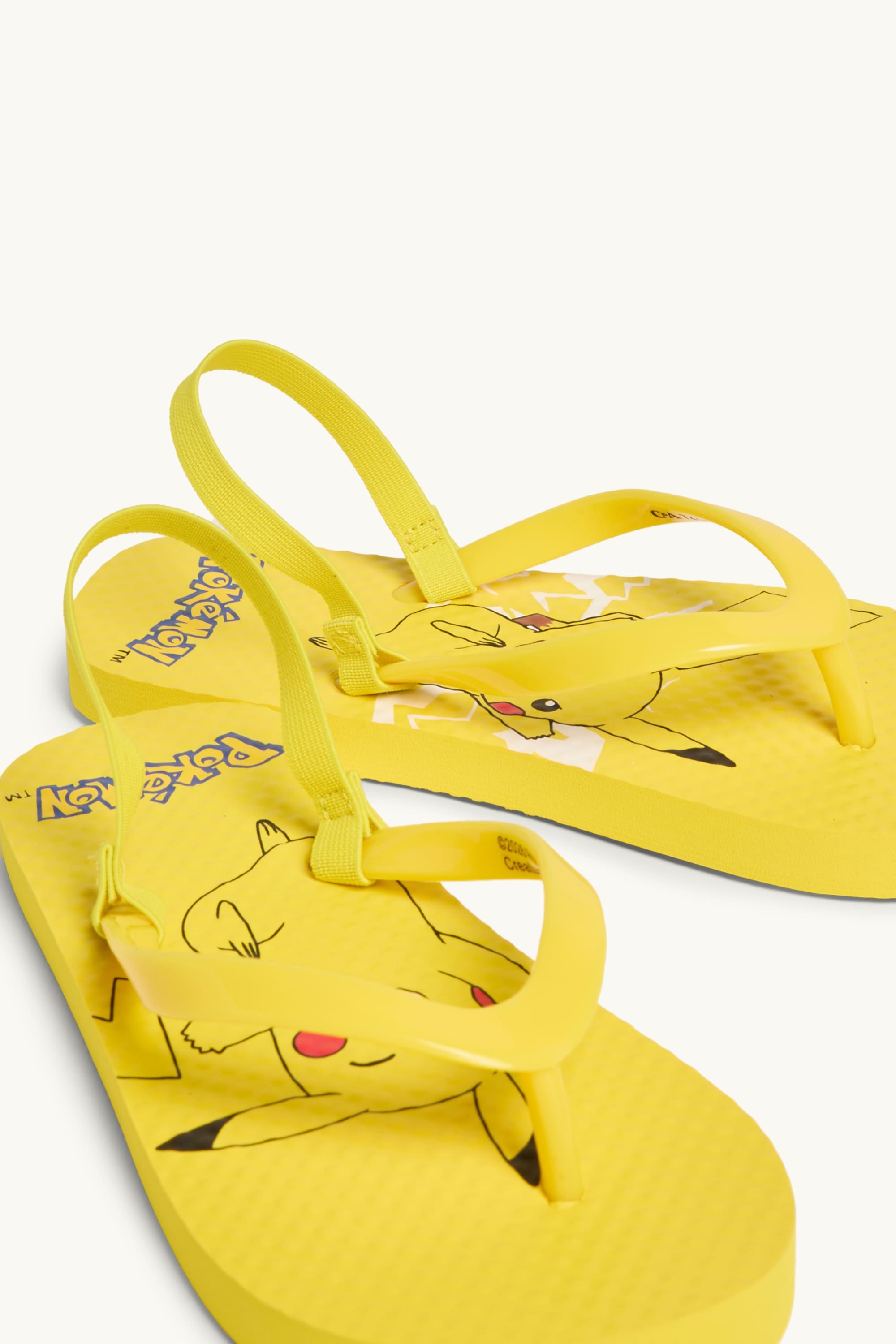 Pokémon - Pikachu - thong sandals yellow