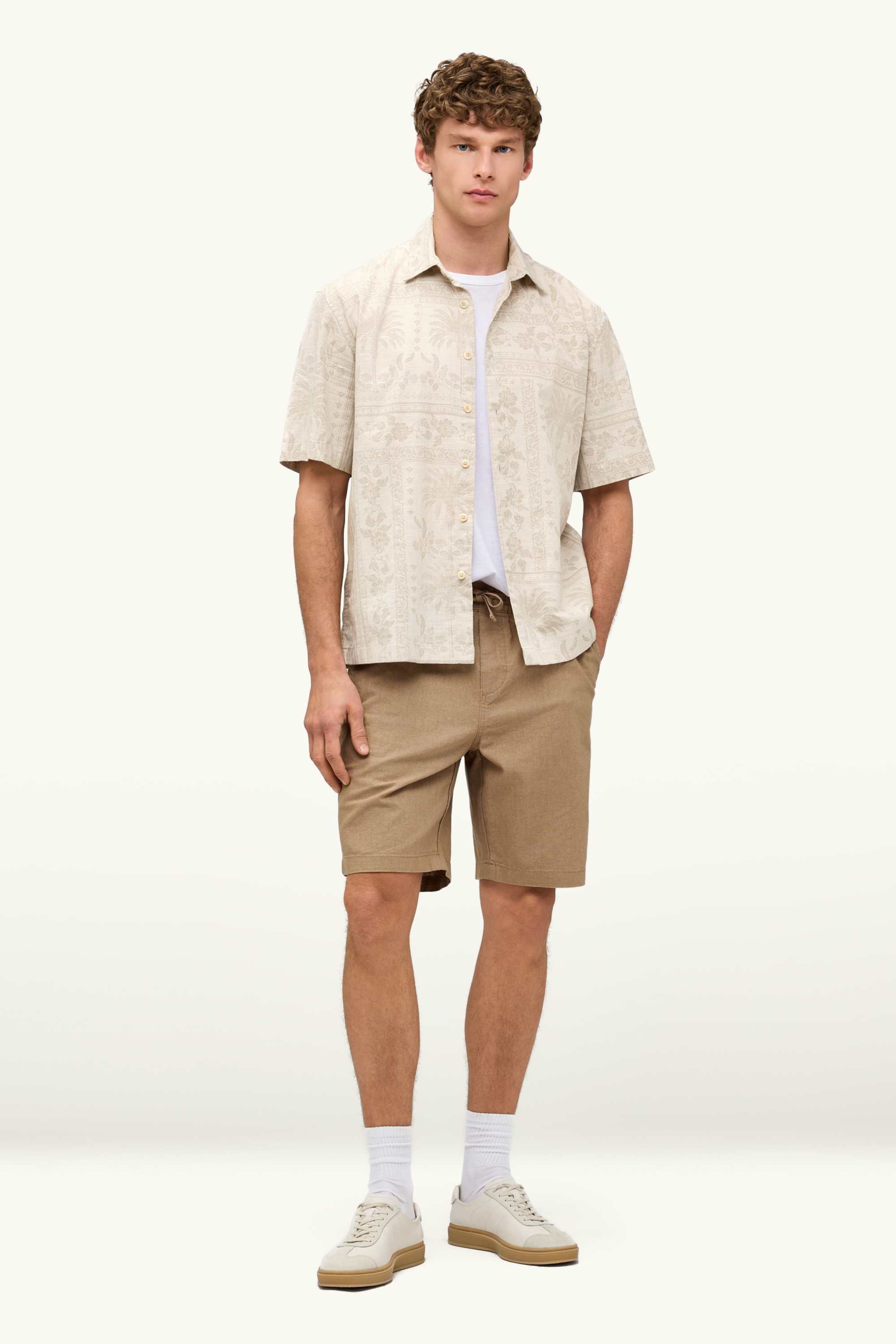 Shirt - relaxed fit - lapel collar - patterned beige