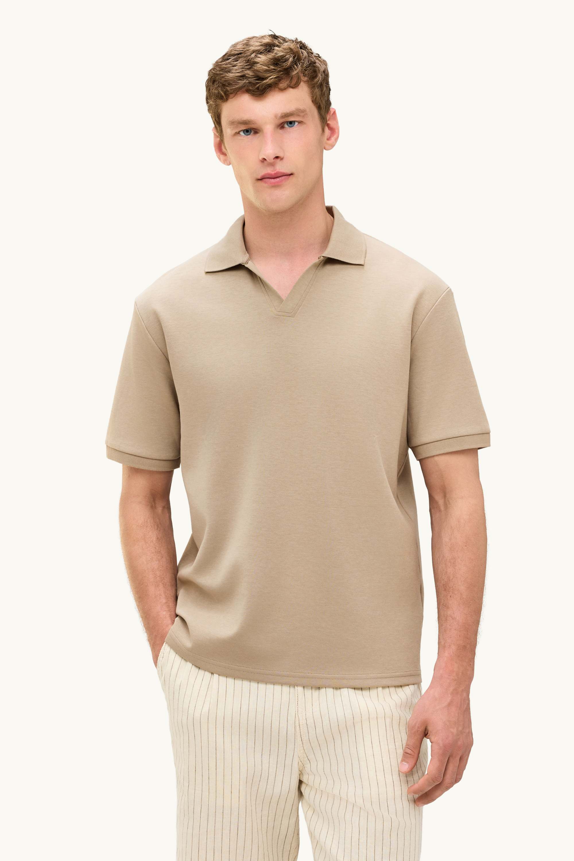 Polo shirt - relaxed fit beige