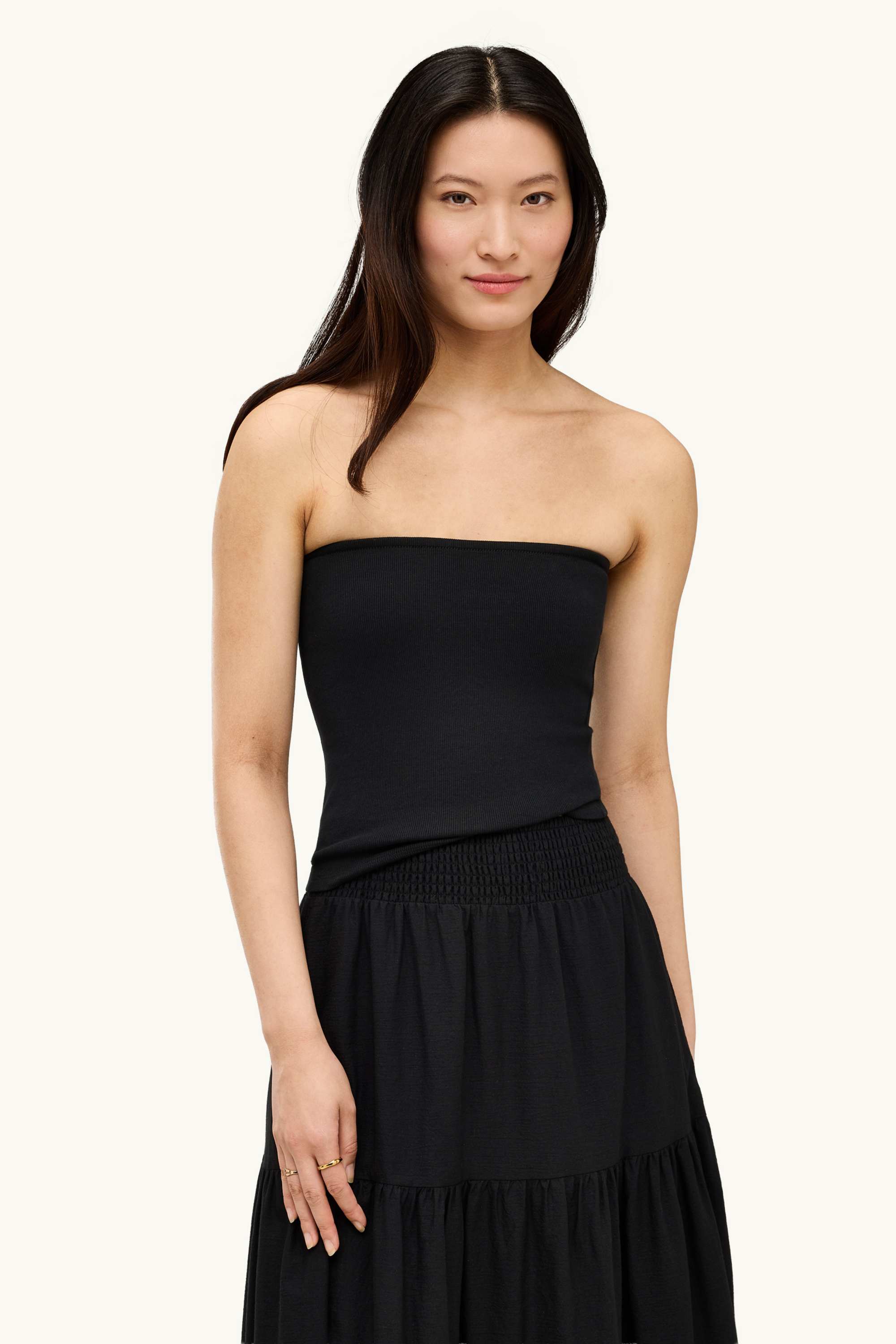 Cropped bandeau top black