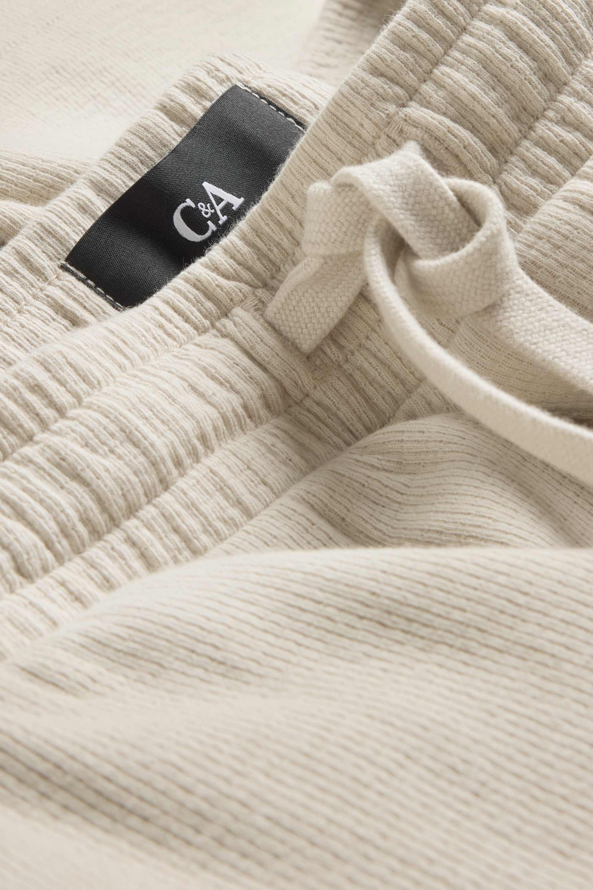 Sweat shorts - textured beige