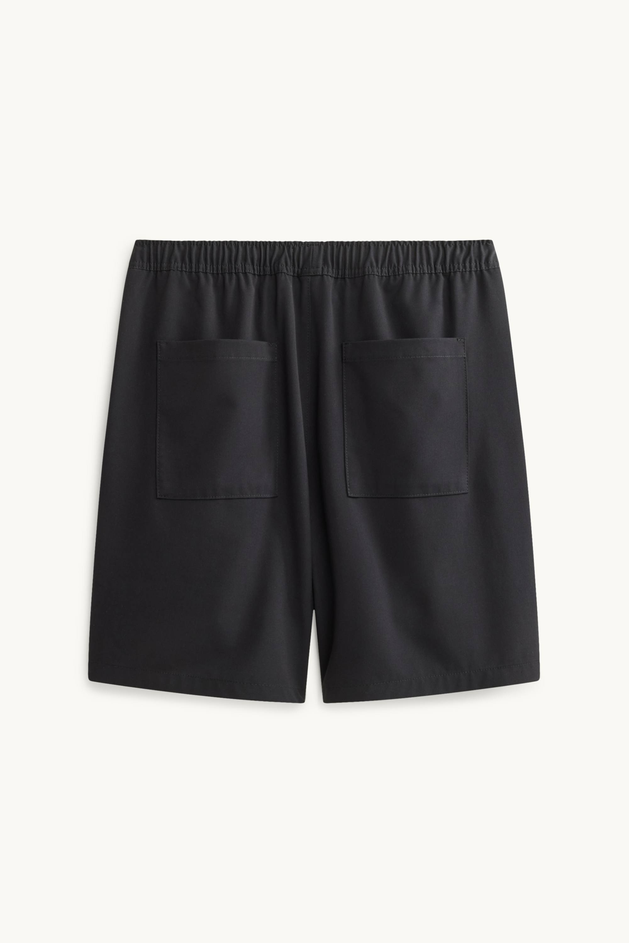 Shorts black