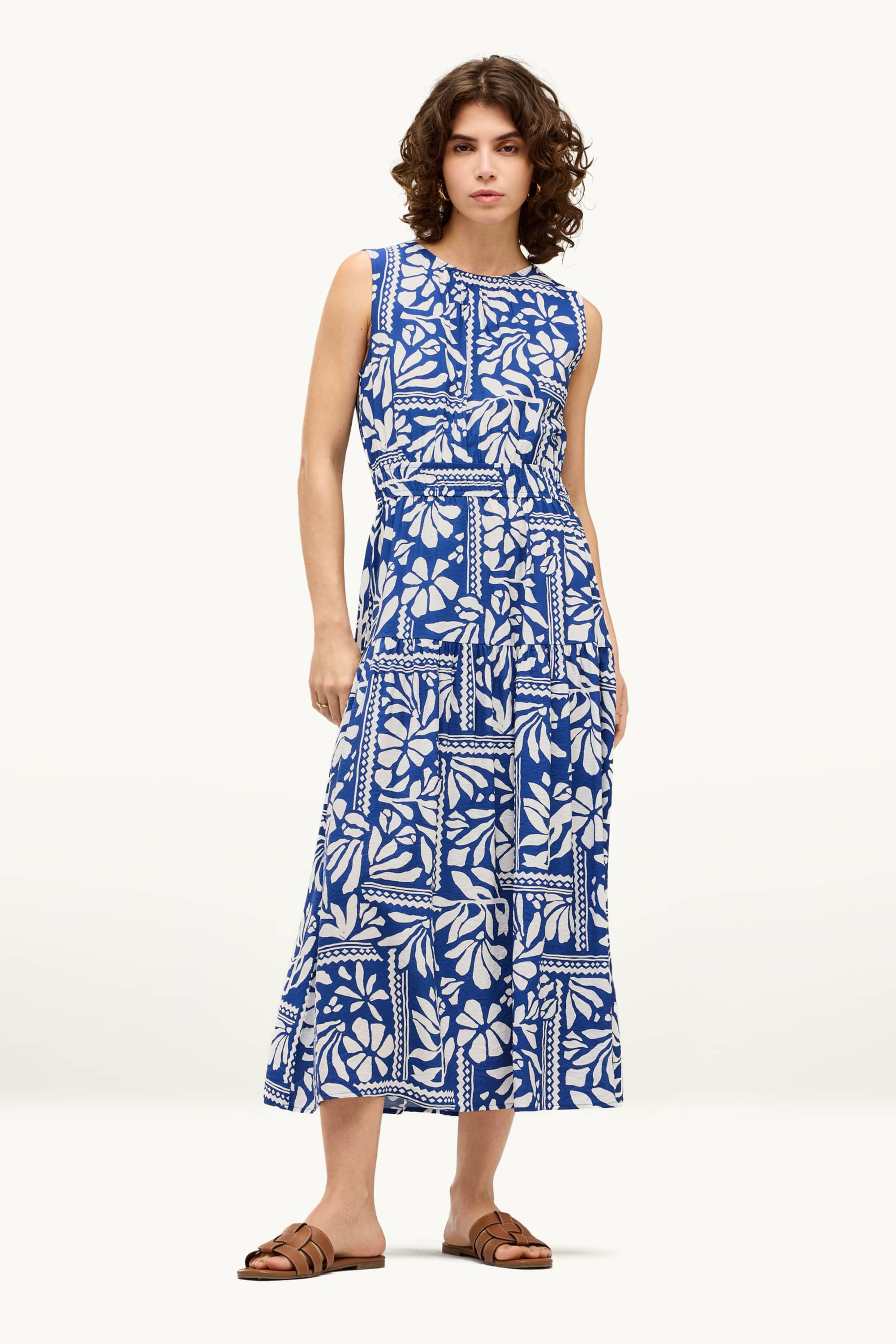 Fit & flare dress - patterned blue / white