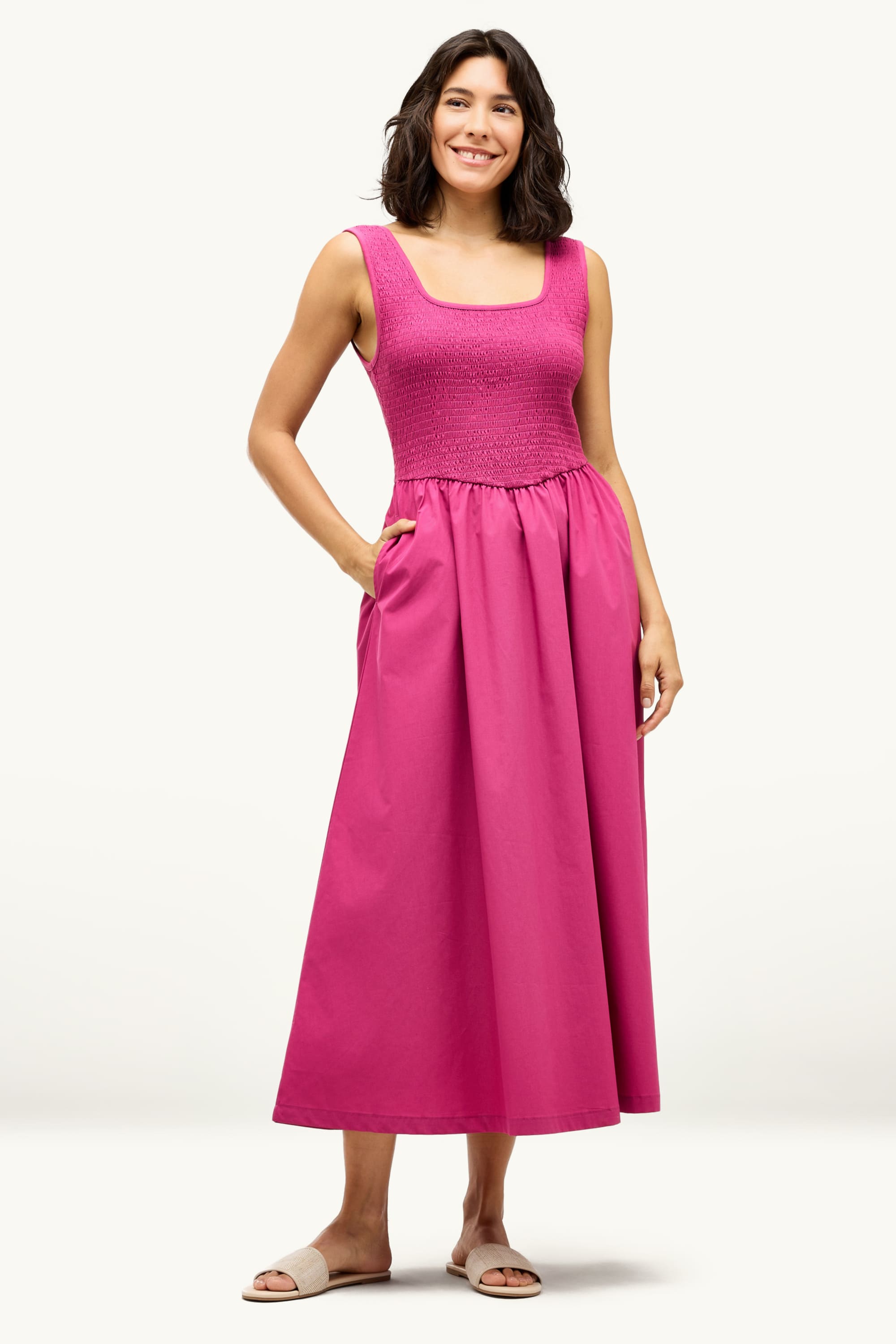 Fit & flare dress - smocked pink