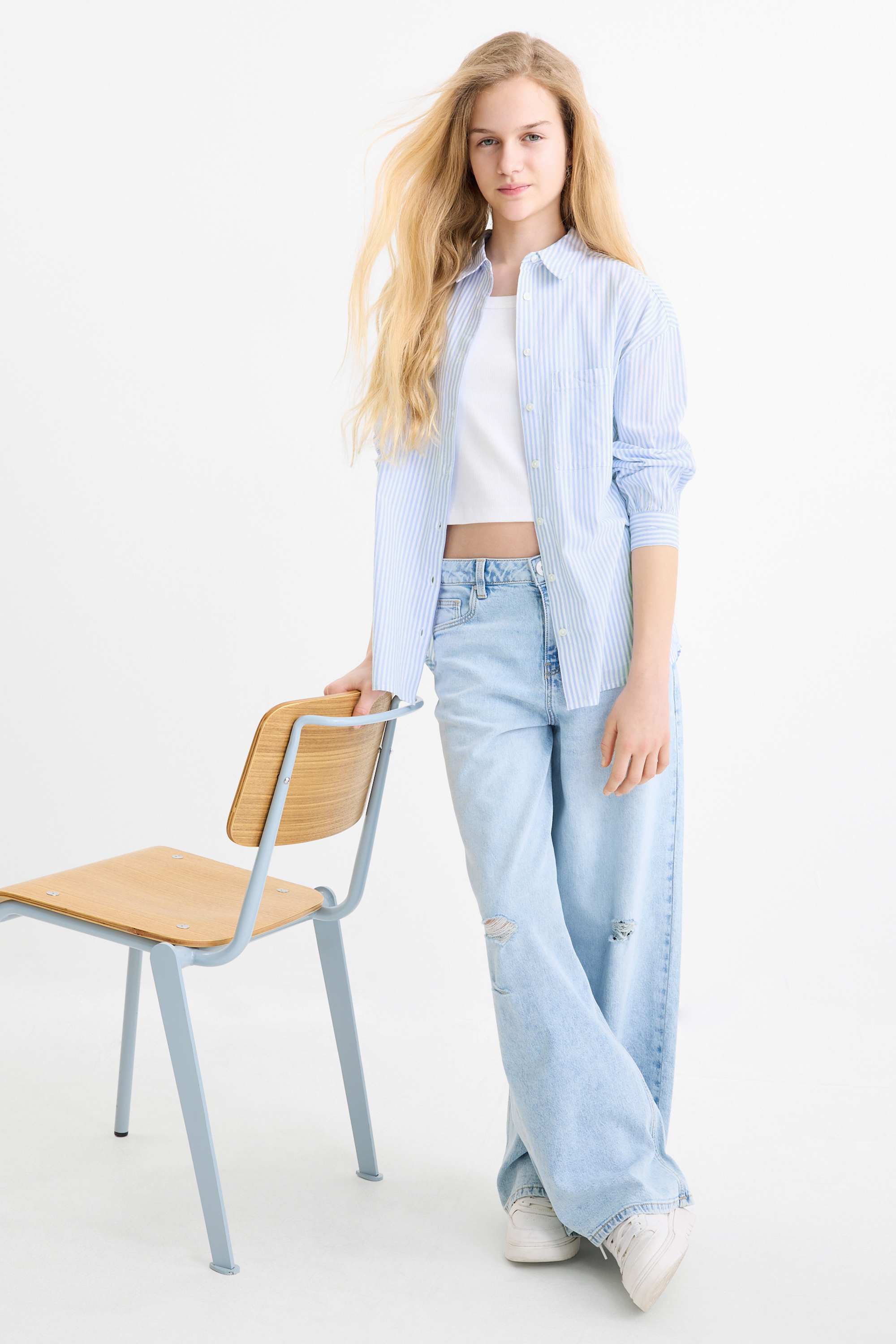 Set - blouse and top - 2 piece blue / white