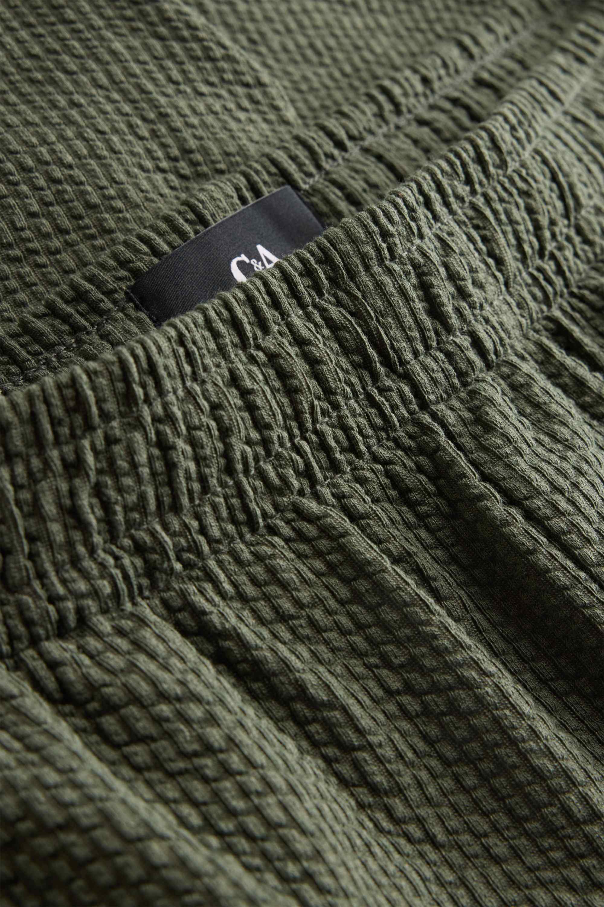 Sweat shorts - textured green