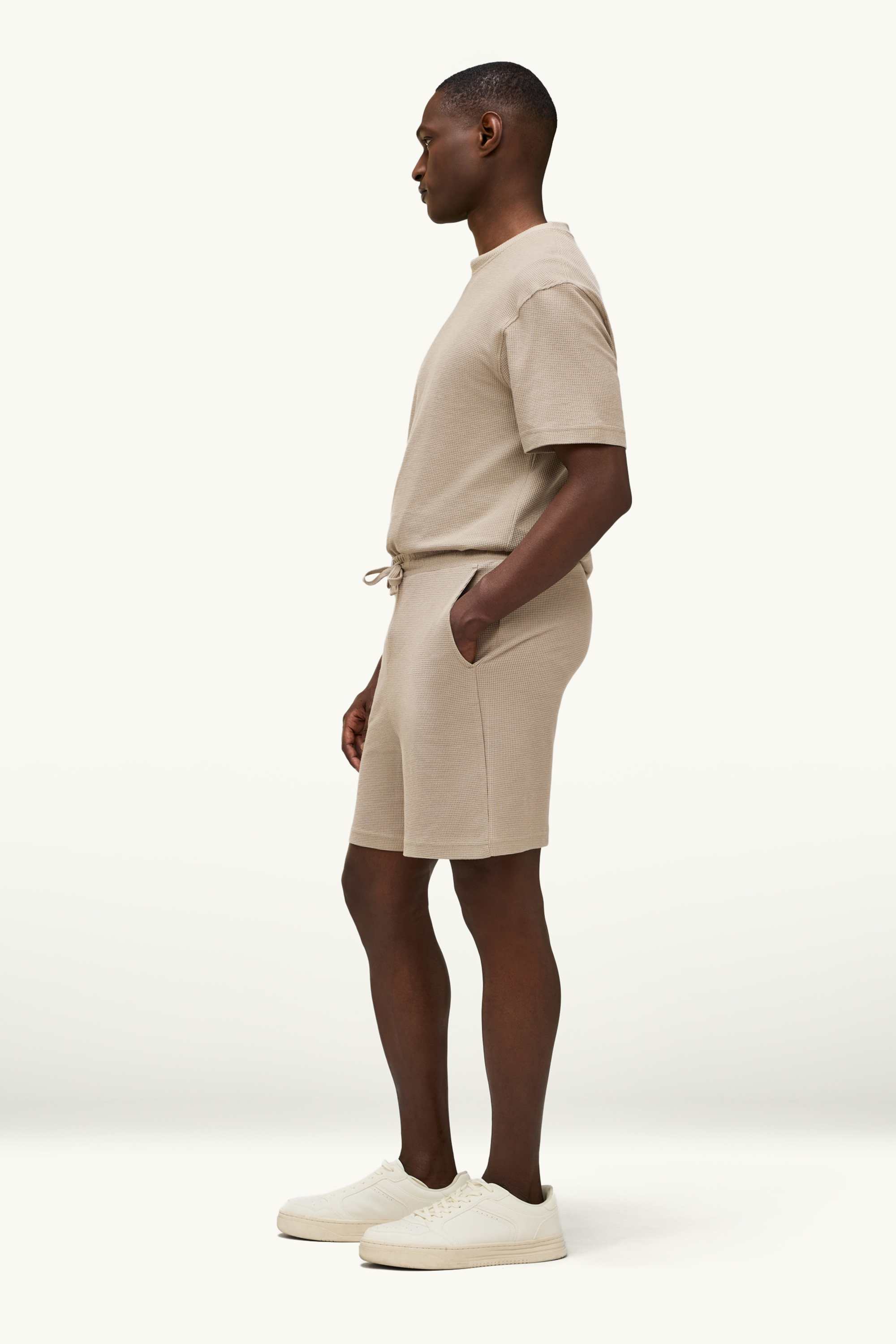 Sweat shorts - textured beige