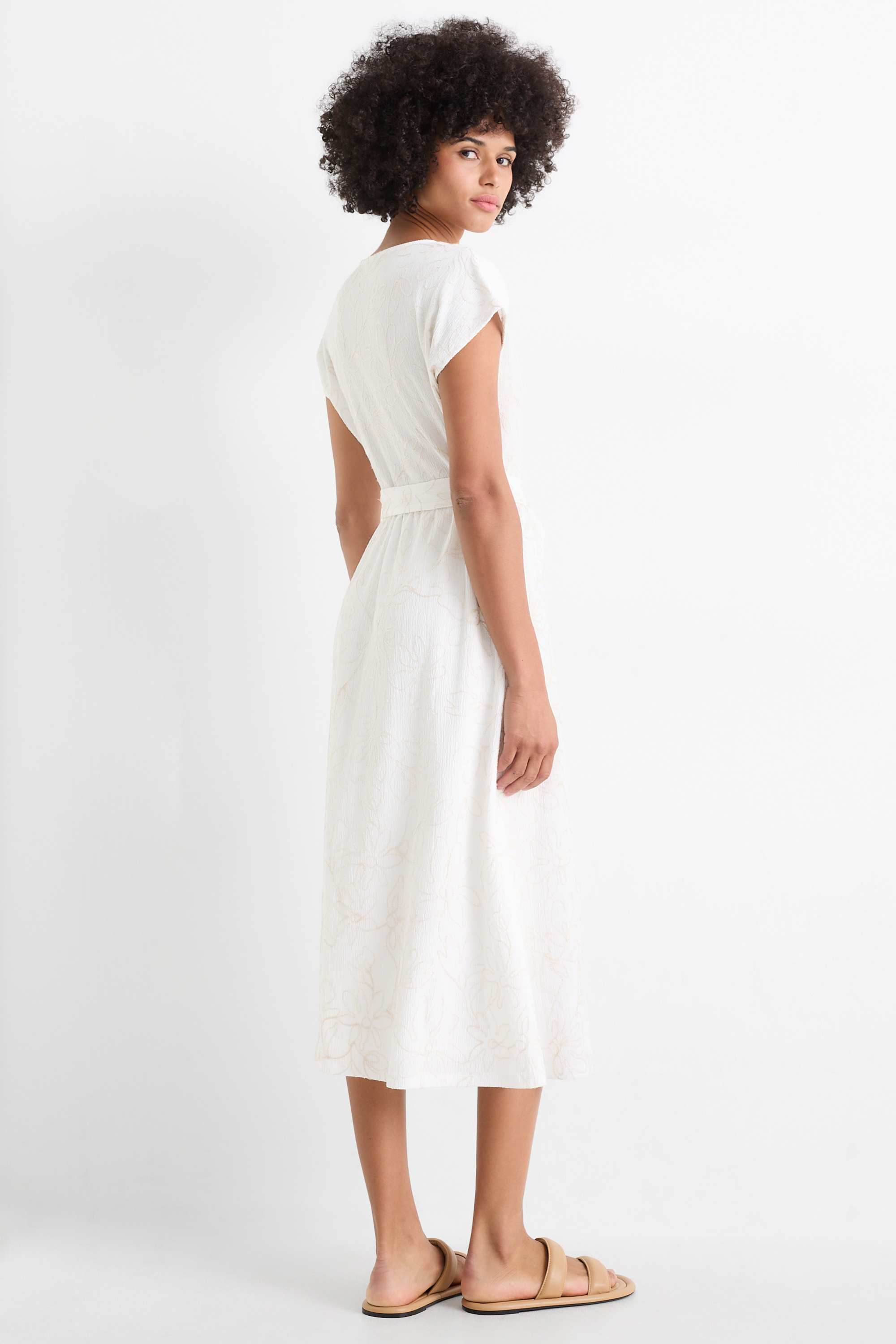 Fit & flare dress with belt - floral - textured cremewhite