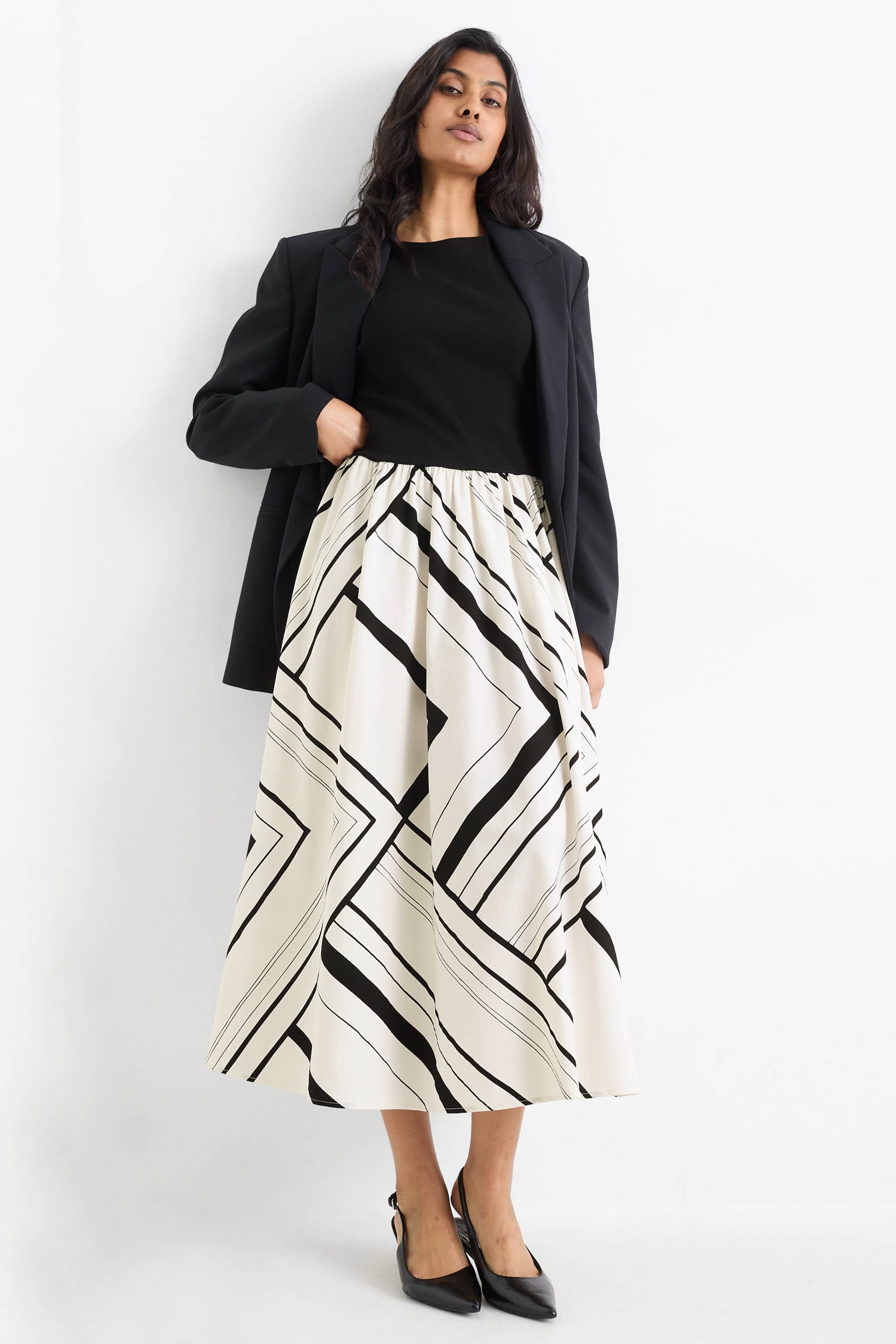 Fit & flare dress black / beige