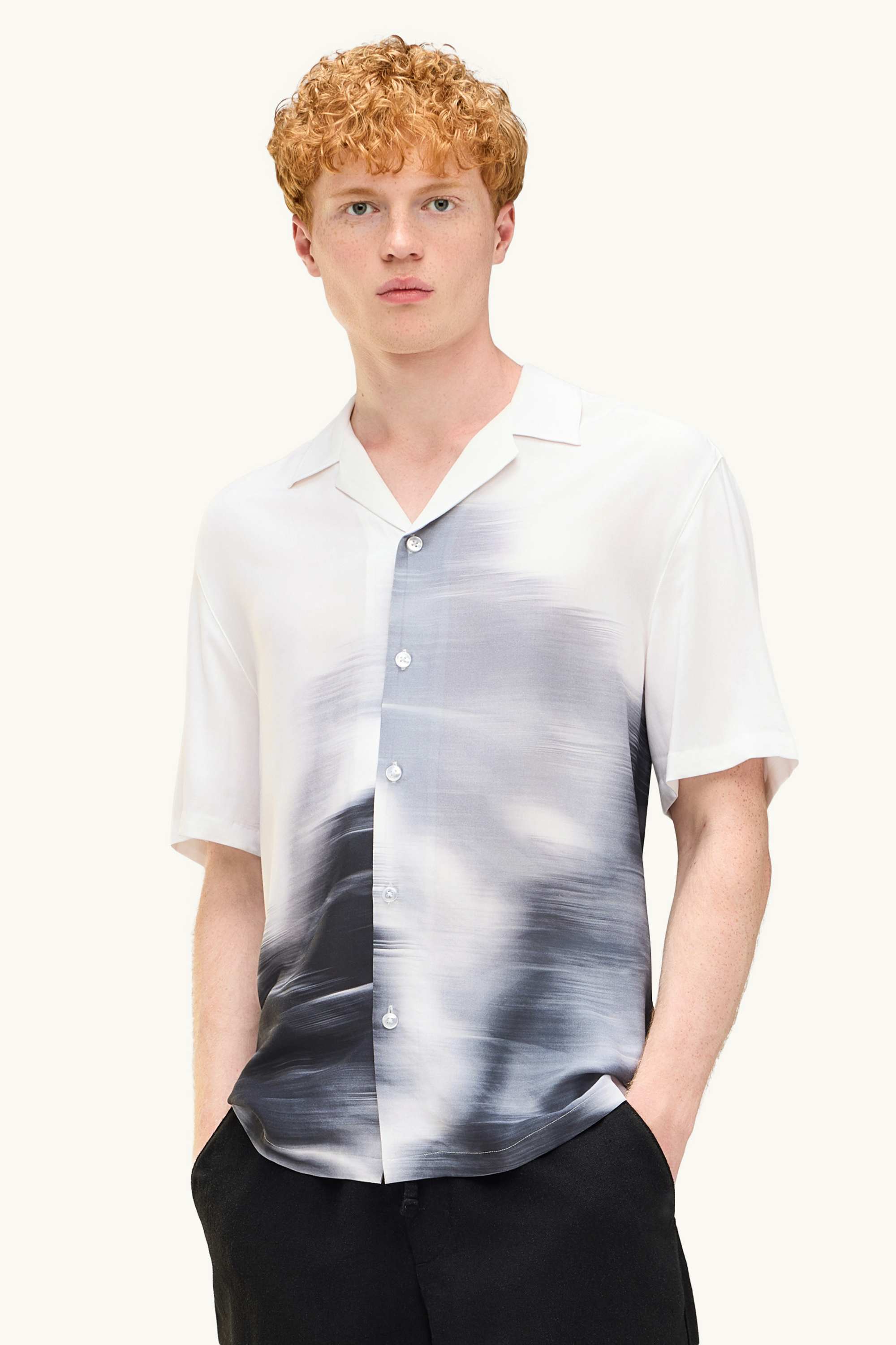 Shirt - relaxed fit - lapel collar - patterned white / gray