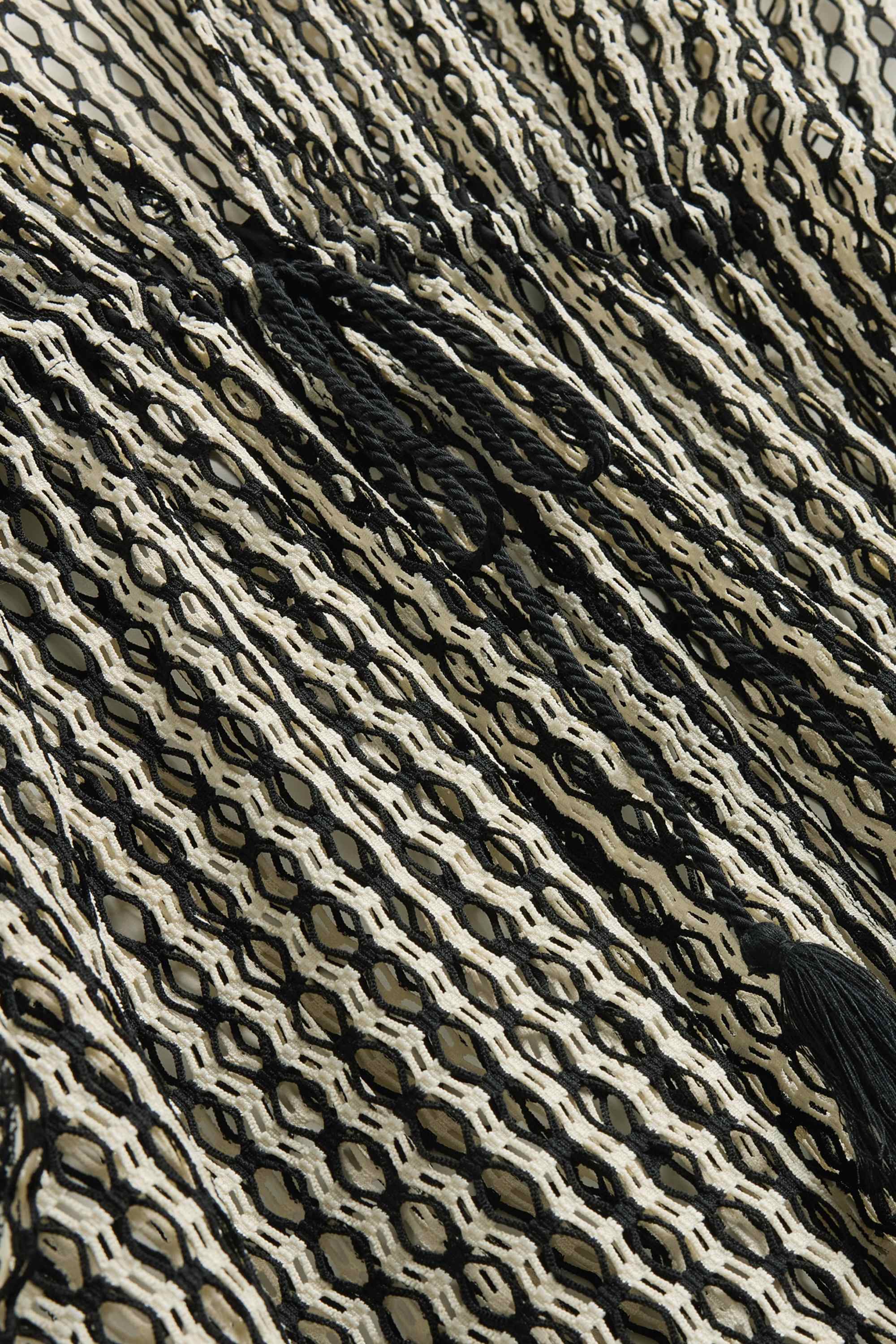 Kaftan - striped white / black