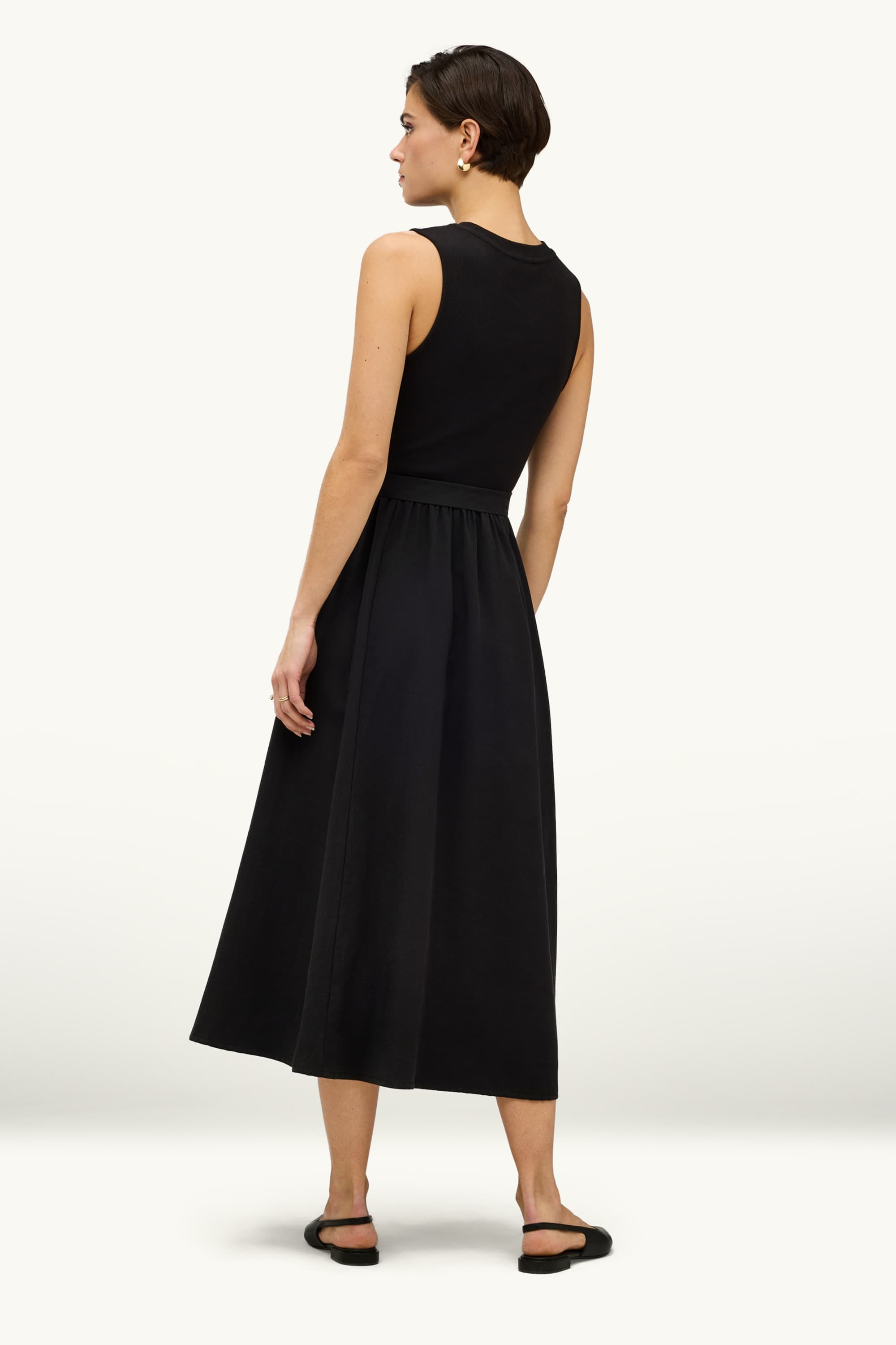 Fit & flare dress with belt black