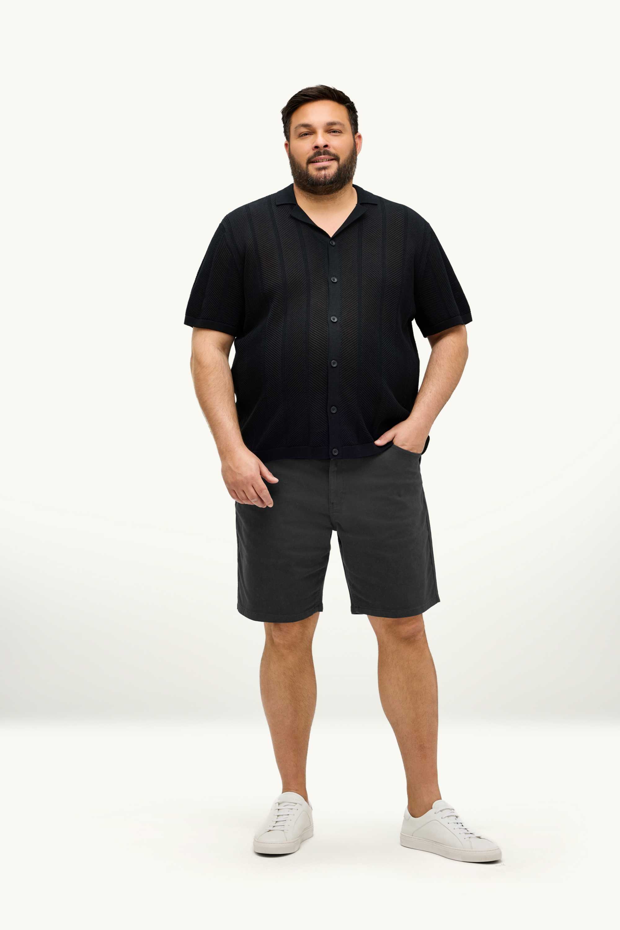 Shorts black