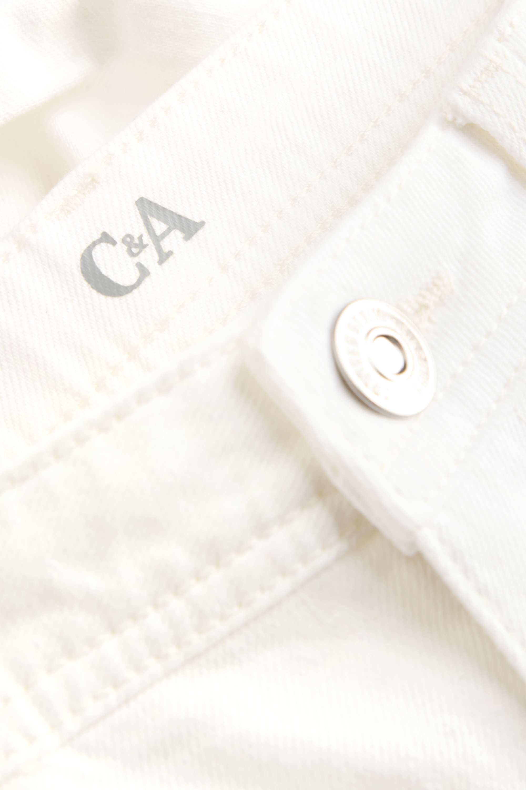Denim shorts white