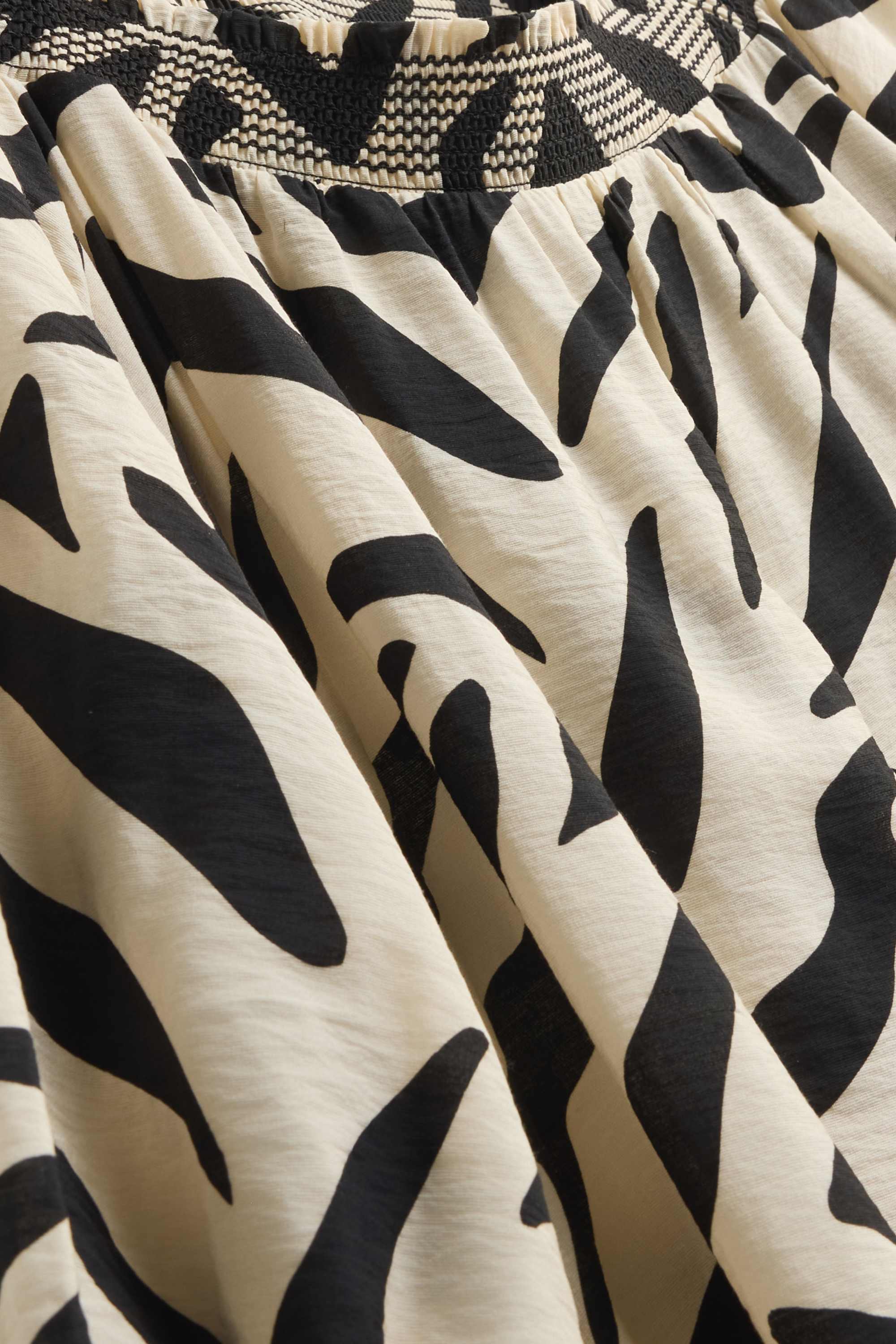 Dress - patterned black / beige