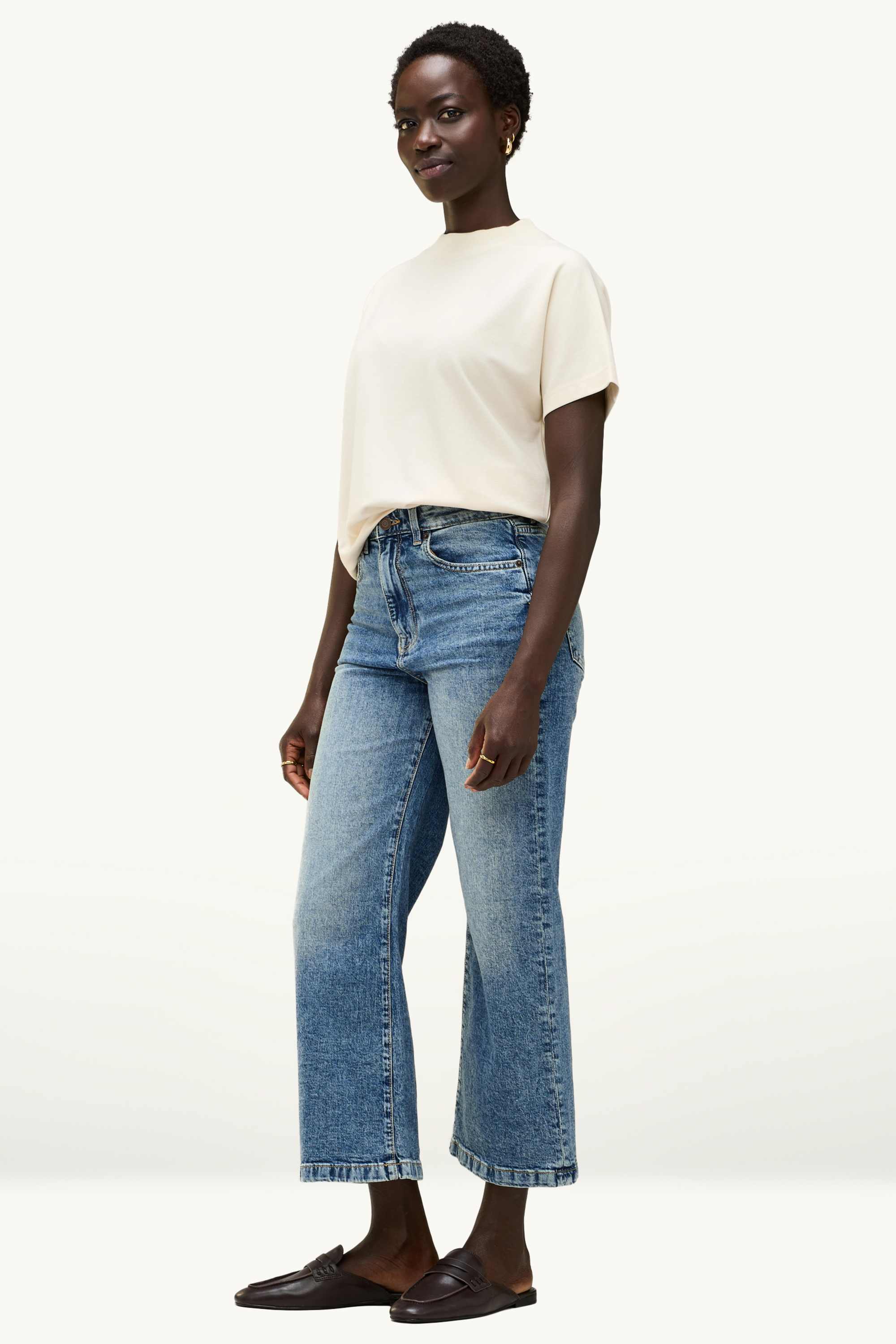 Cropped wide leg jeans - high waist blue denim (1)