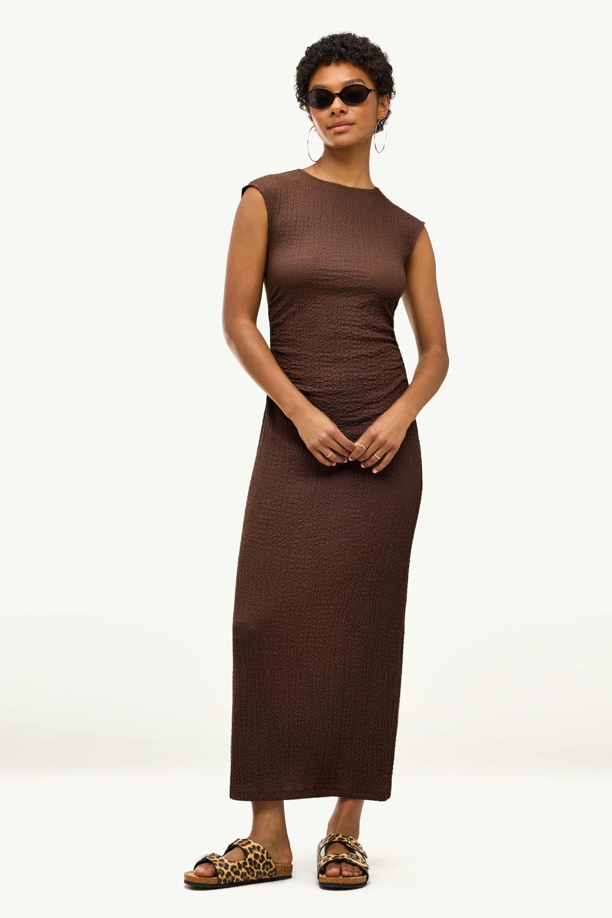 Bodycon dress dark brown