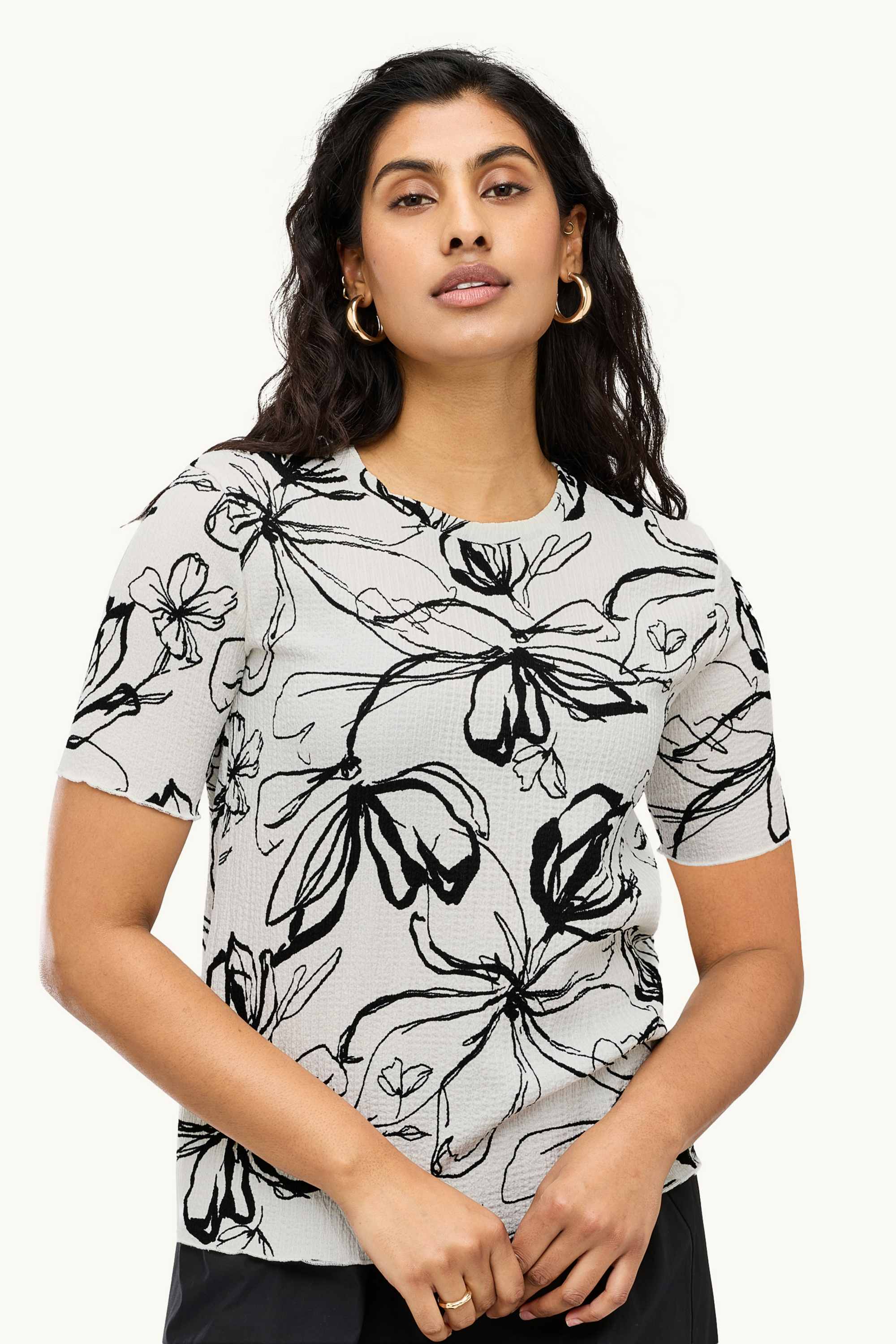 T-shirt - regular fit - floral white / black
