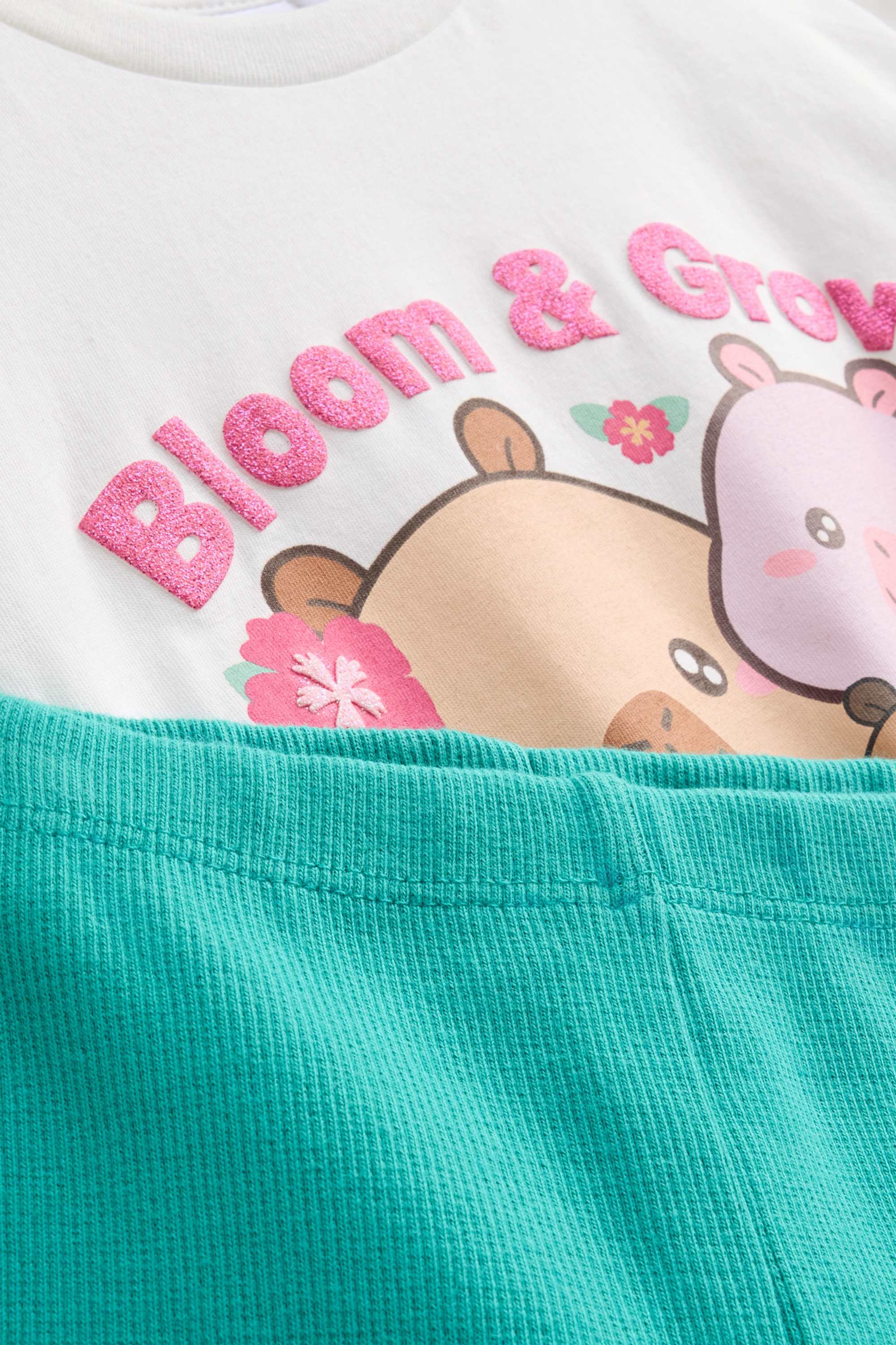 CapyFun - set - short sleeve T-shirt and shorts - 2 piece white / turquoise