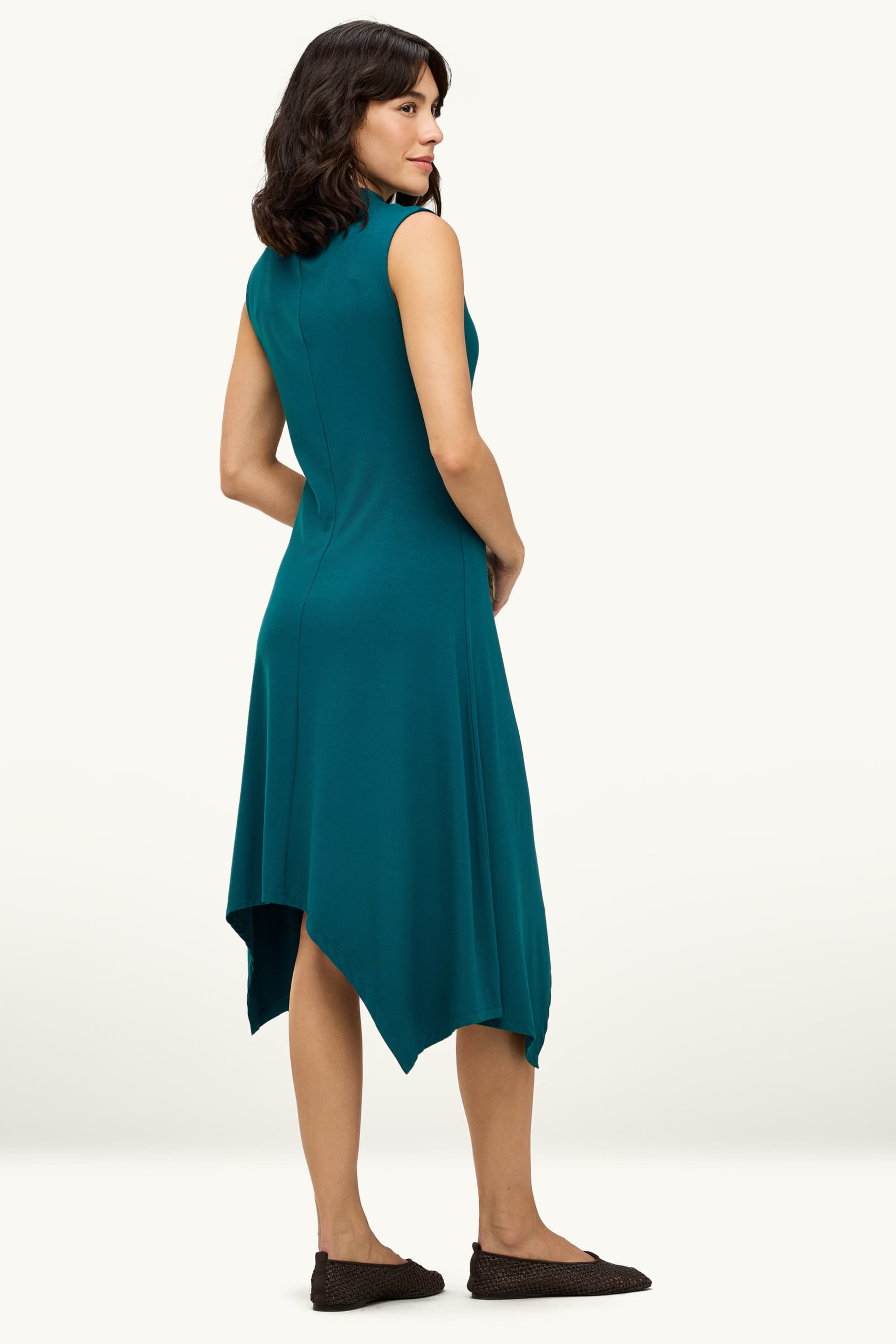 Viscose dress - straight fit green
