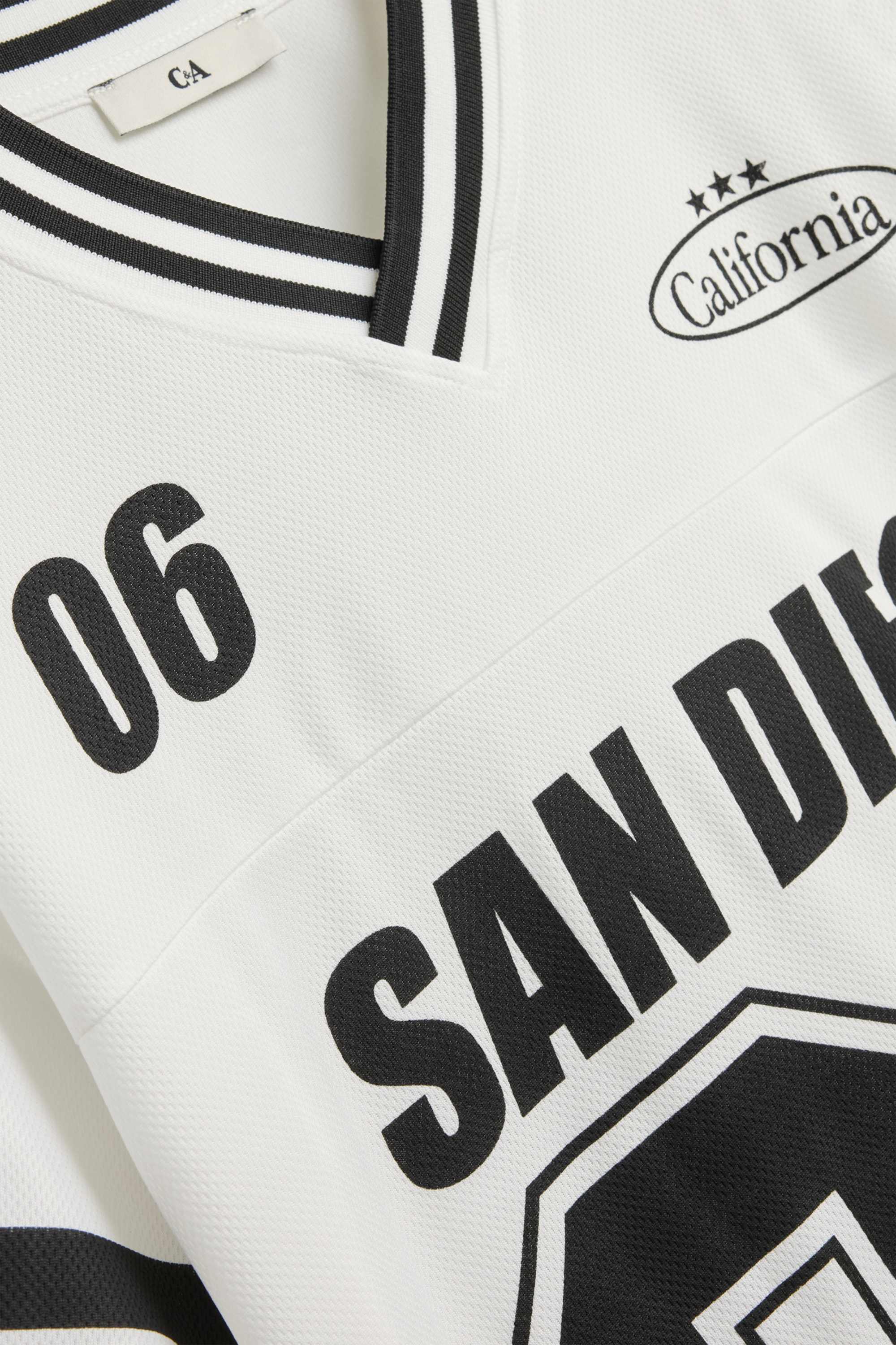 San Diego - short sleeve T-shirt - oversized white / black