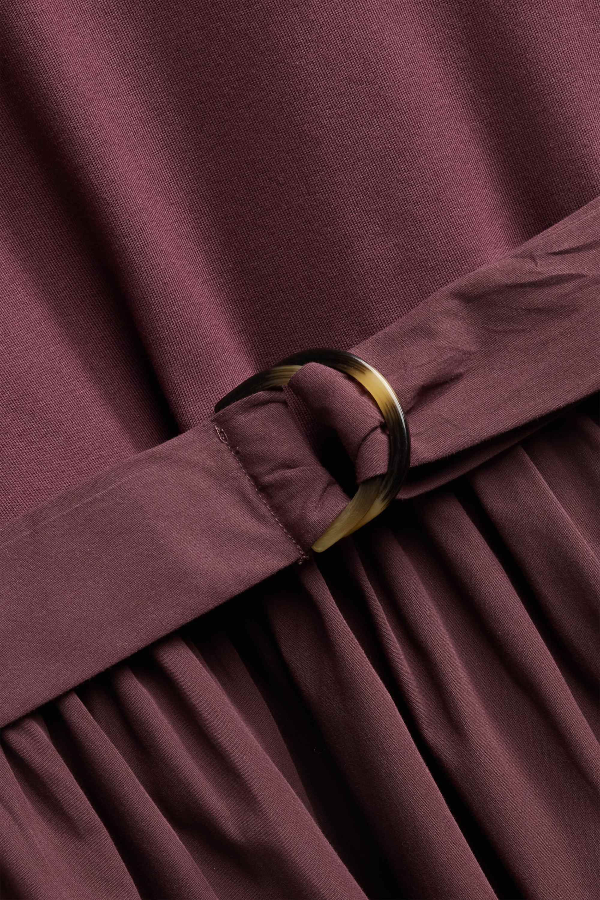 Fit & flare dress with belt bordeaux