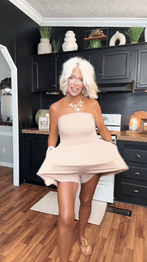 Women's Strapless Tube Romper with Pockets