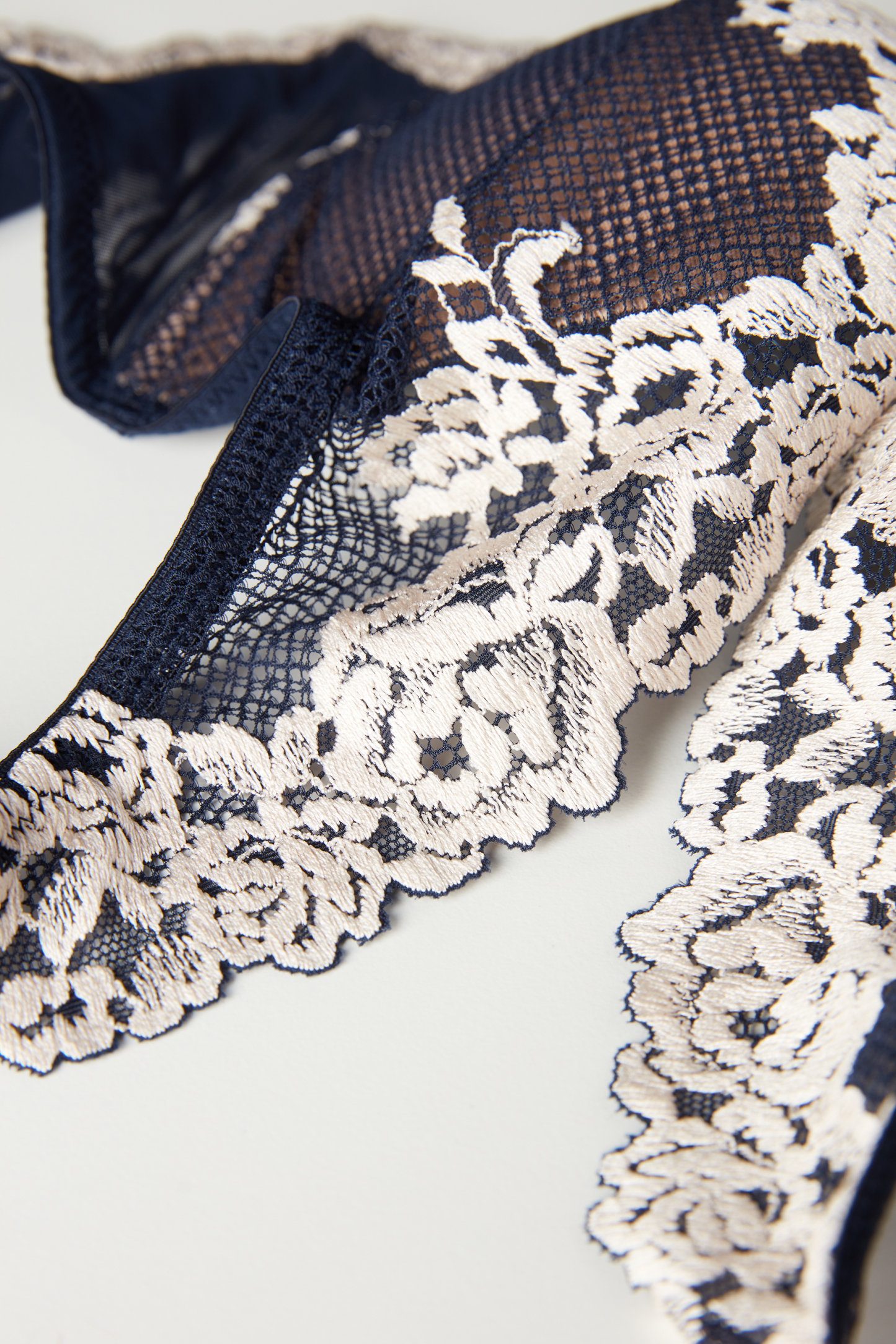 Pretty Flowers Elena Balconette Bra