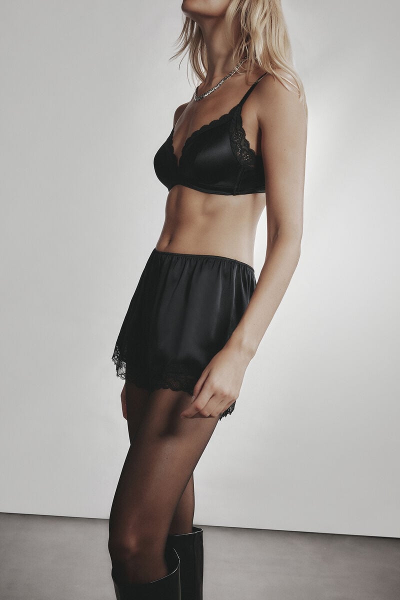 Tiziana Wireless Plunge Triangle Bra in Silk and Lace