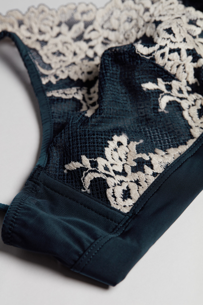 Pretty Flowers Lara Triangle Bra