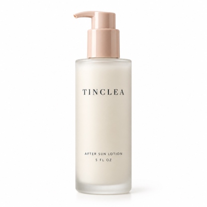 TinClea After Sun Lotion, After sun moisturisers 5 fl oz frosted glass pump bottle with blush pink pump on a white background