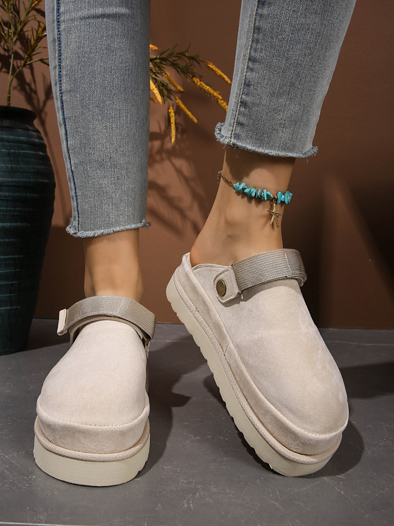Birkenstock-Style Closed-Toe Mules | Faux Suede Platform Mules with Adjustable Heel Strap – Casual Indoor/Outdoor Slip-Ons
