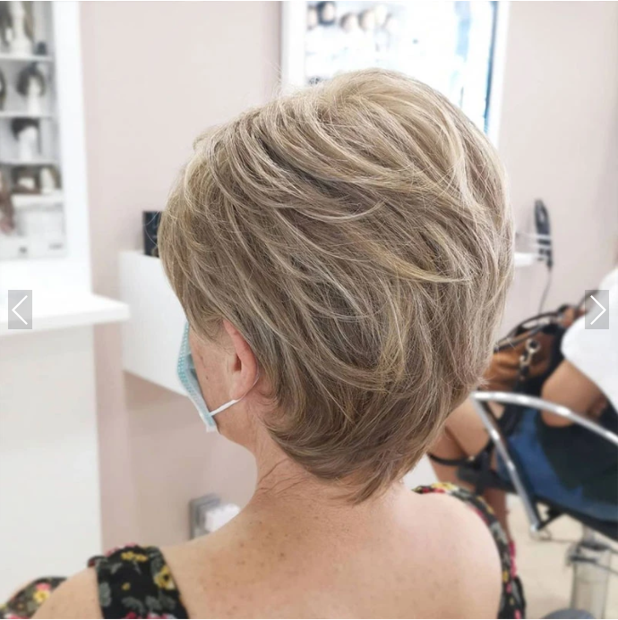 HOT SALE🔥 SHORT NATURAL  HAIR TOPPERS With Bangs