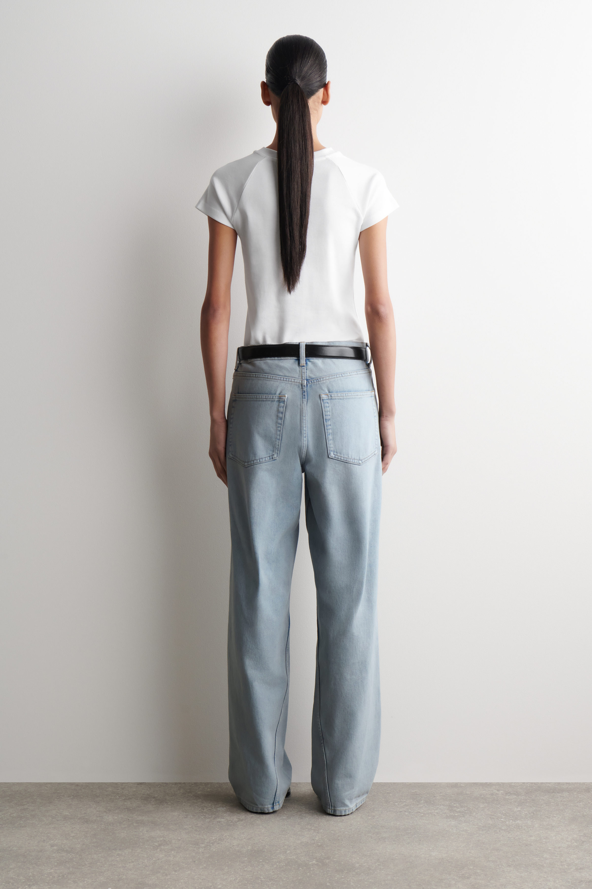 FACADE STRAIGHT-LEG JEANS - LIGHT BLUE