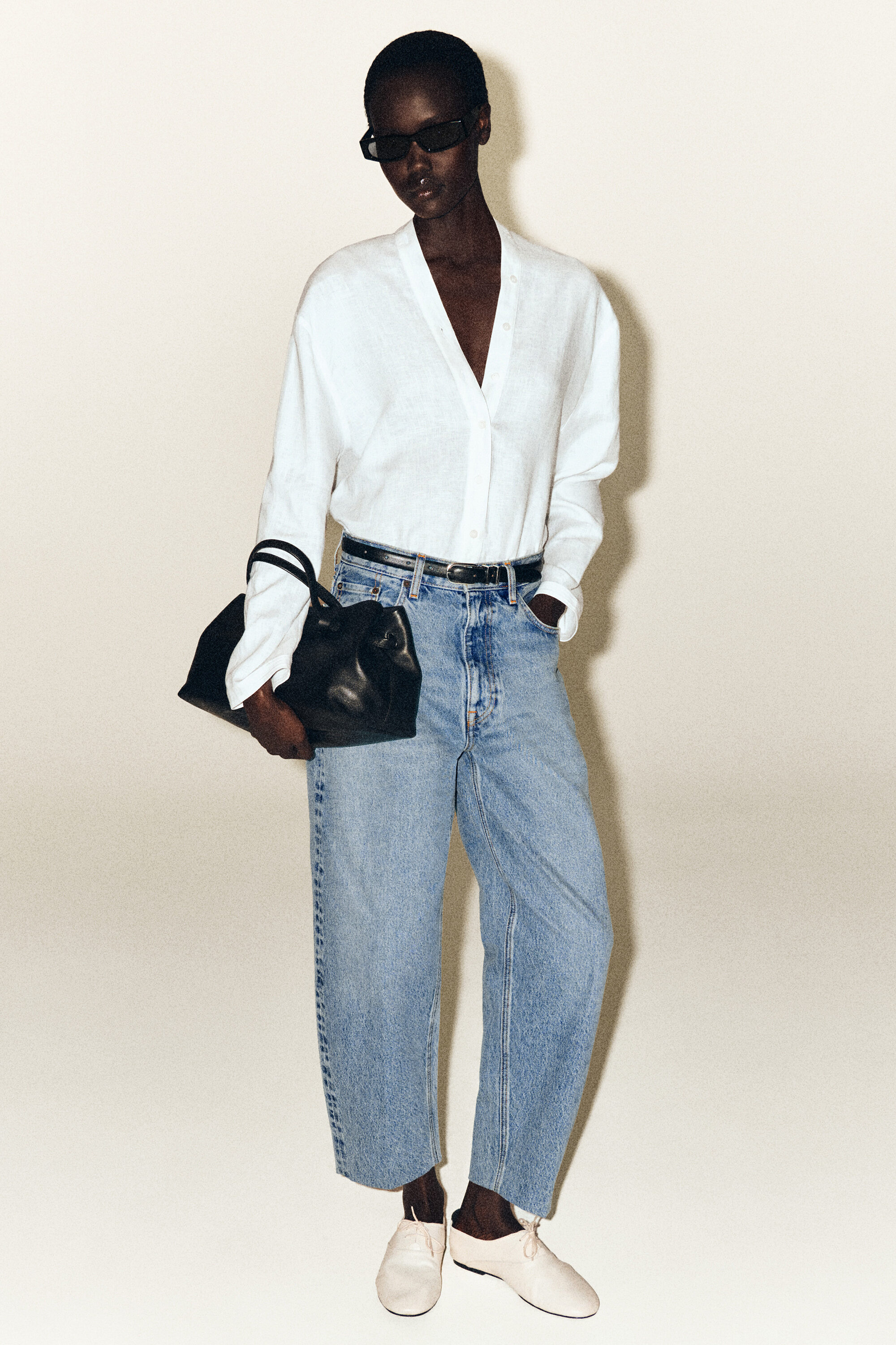 UMBRA TAPERED JEANS - BLUE