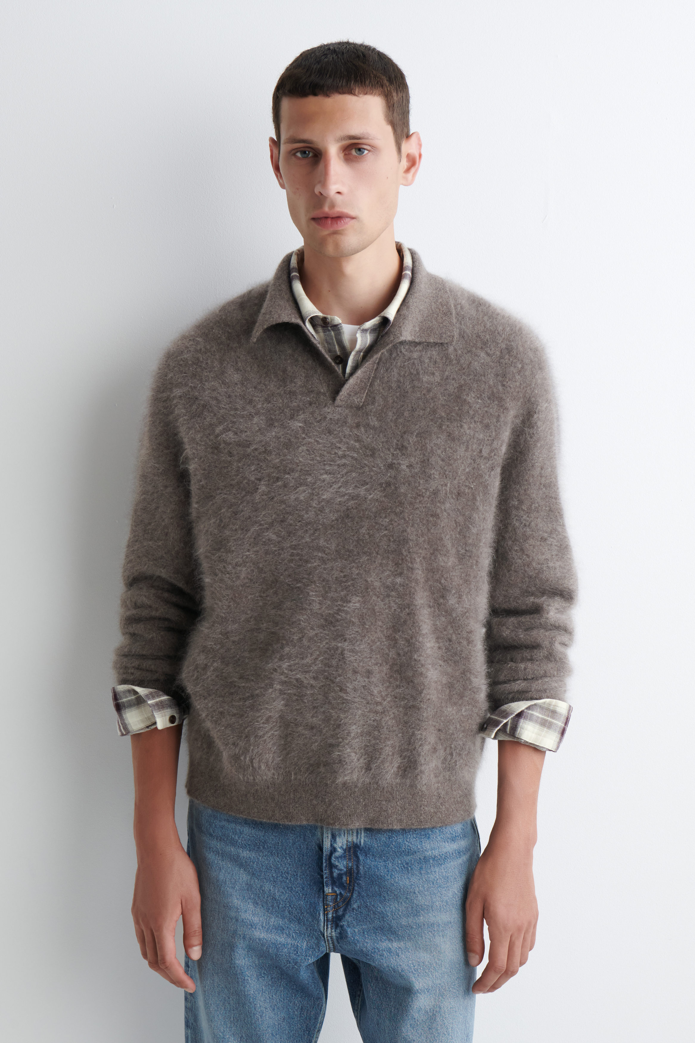 BRUSHED-CASHMERE POLO SWEATER - STONE