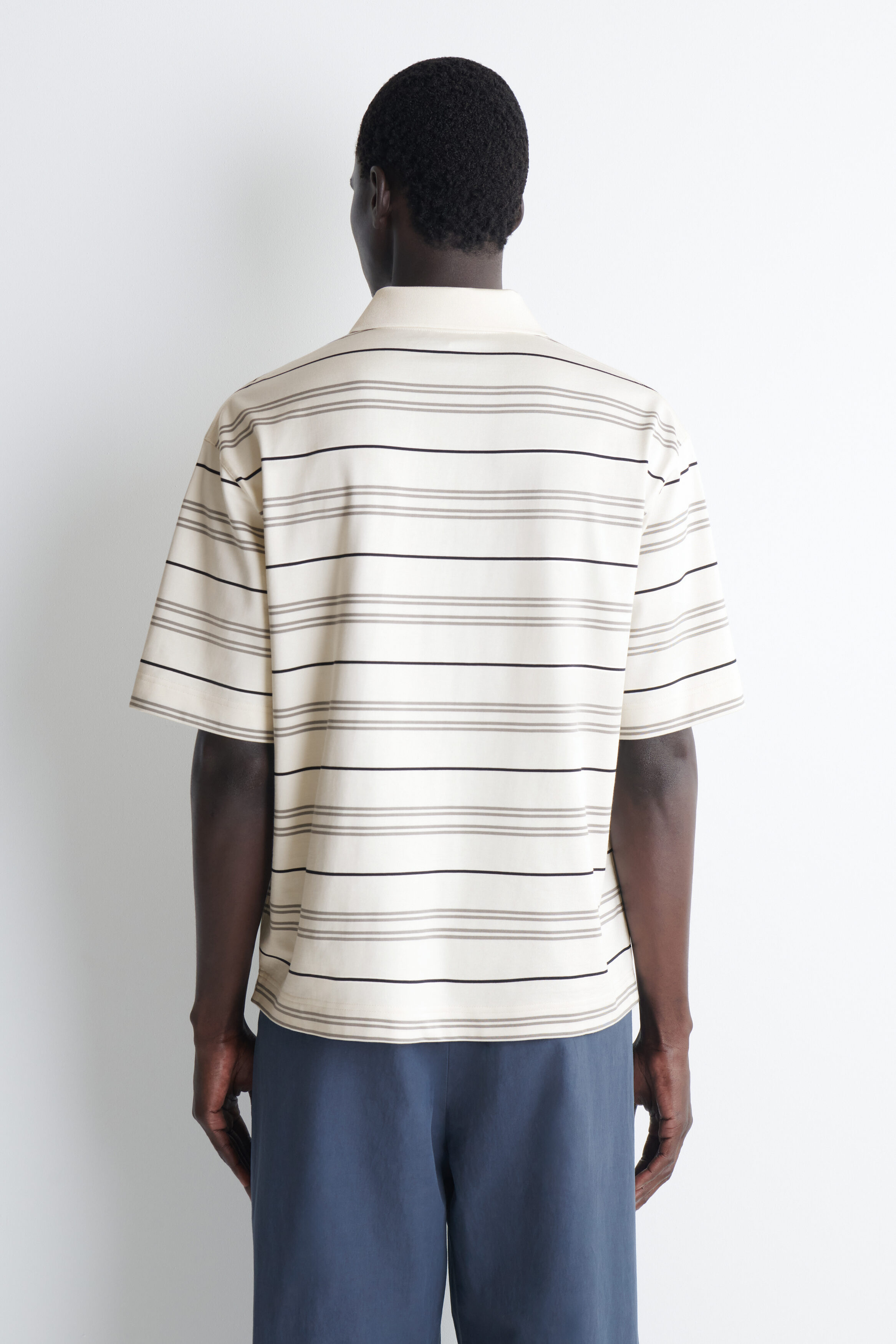 STRIPED OPEN-COLLAR POLO SHIRT - IVORY / STRIPED