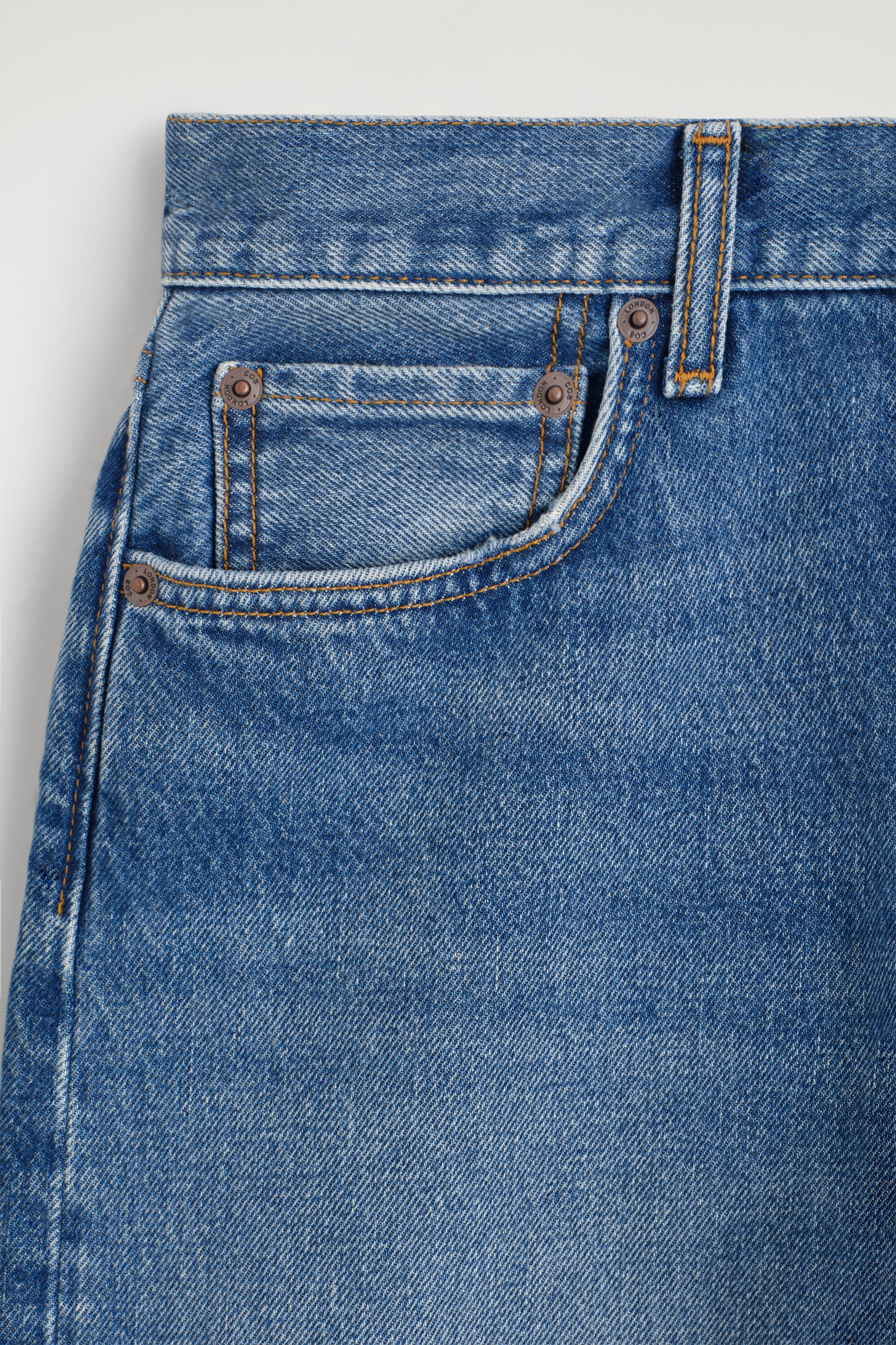 PIPELINE SLIM-LEG JEANS - BLUE