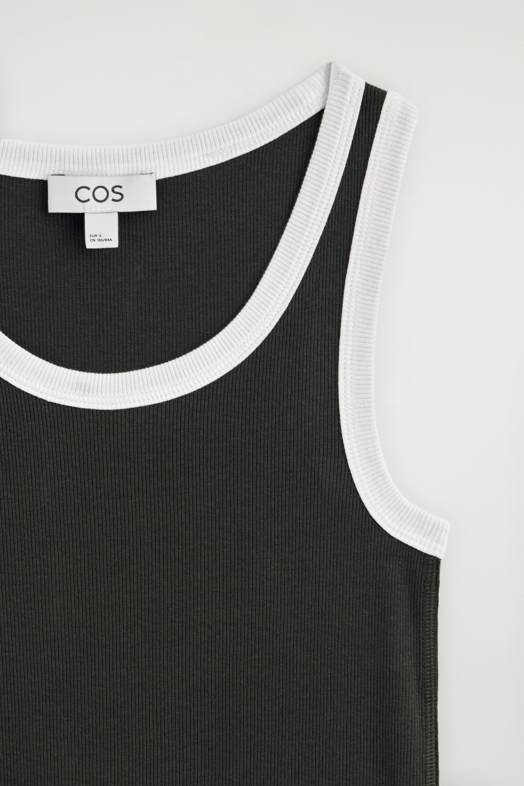 RIBBED COTTON TANK TOP - KHAKI / WHITE