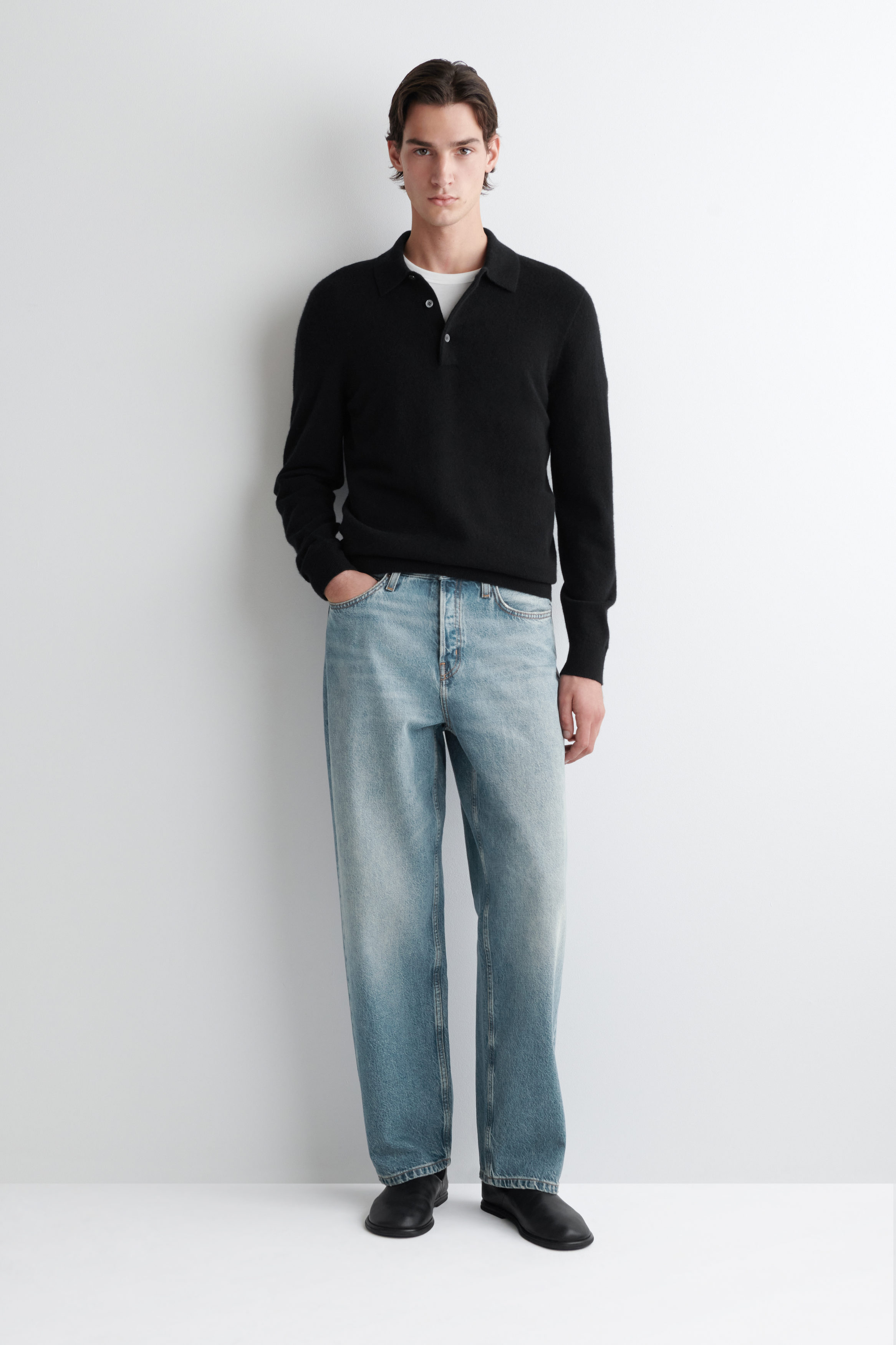 SEAMLESS CASHMERE POLO SHIRT - BLACK